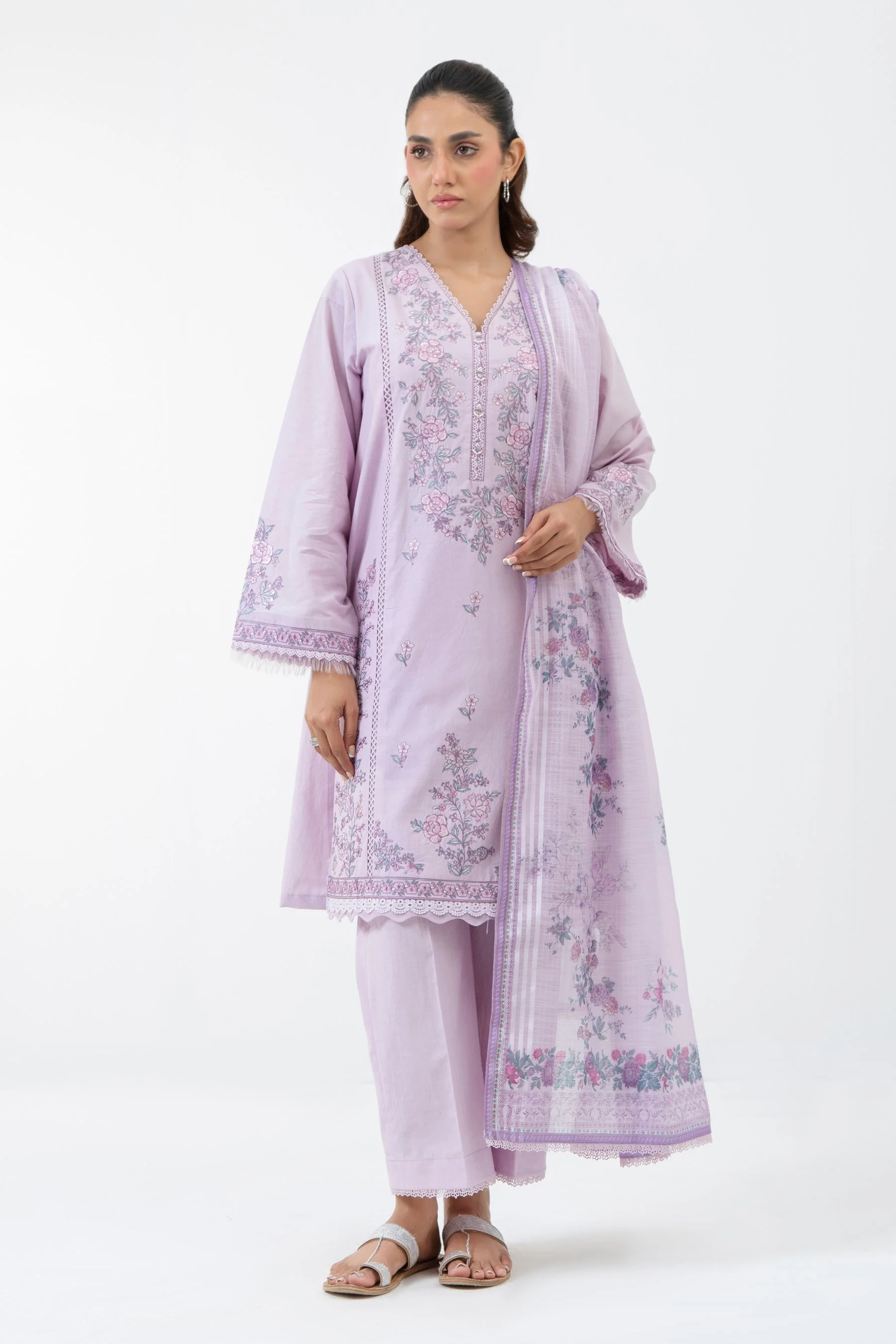 EMBROIDERED SLUB LAWN STITCHED 3 PIECE SUIT