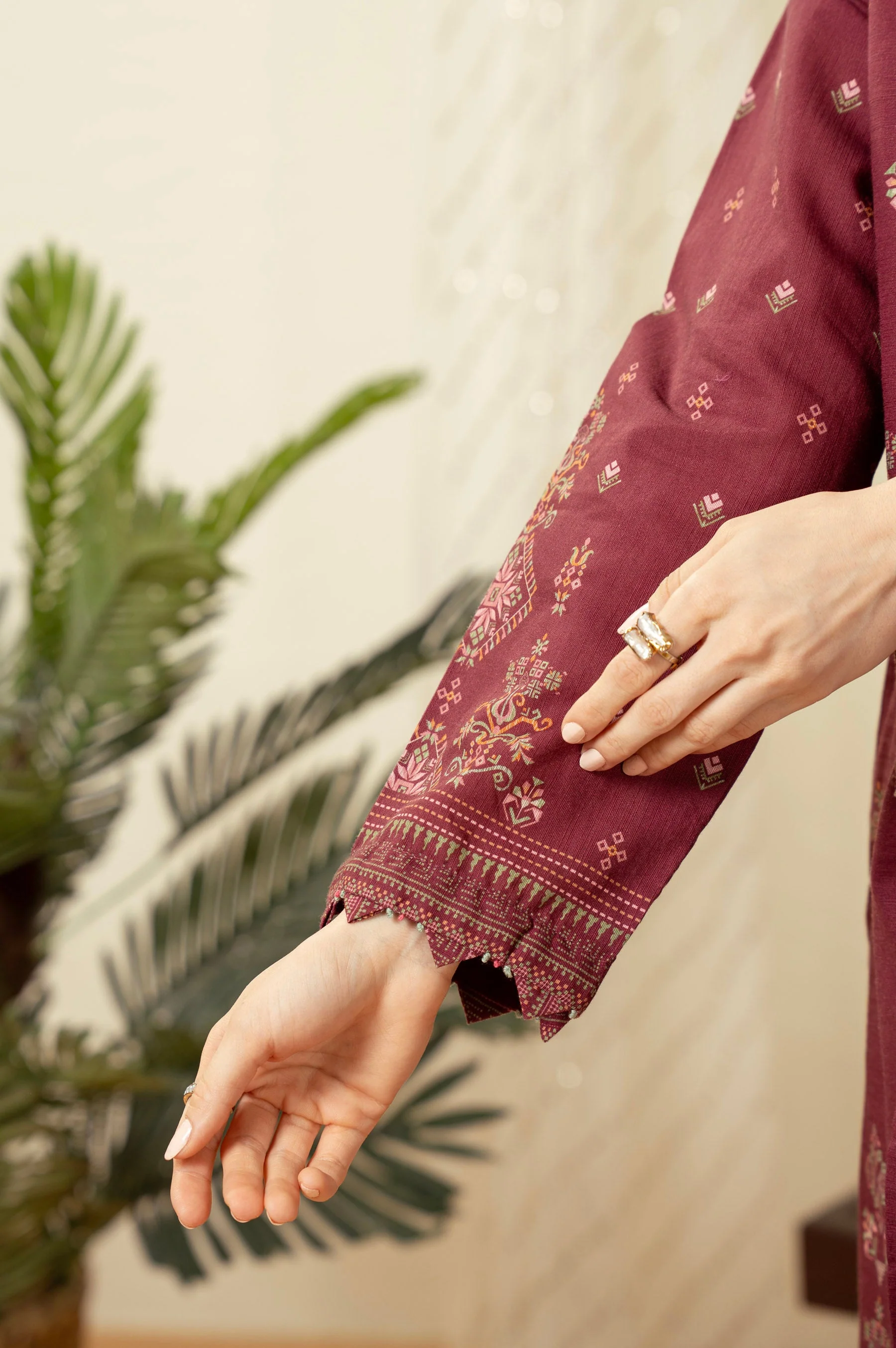 STITCHED PRINTED SUIT (FACTORY E-OUTLET) - Image 3