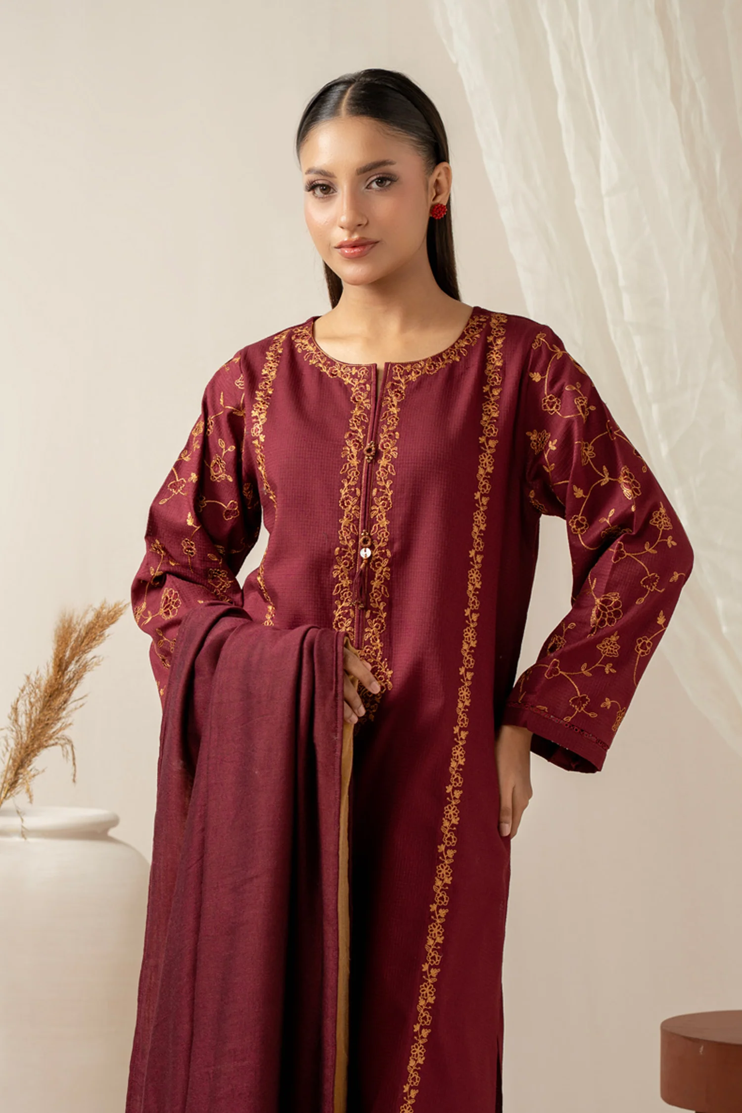 STITCHED EMBROIDERED SUIT - Image 3