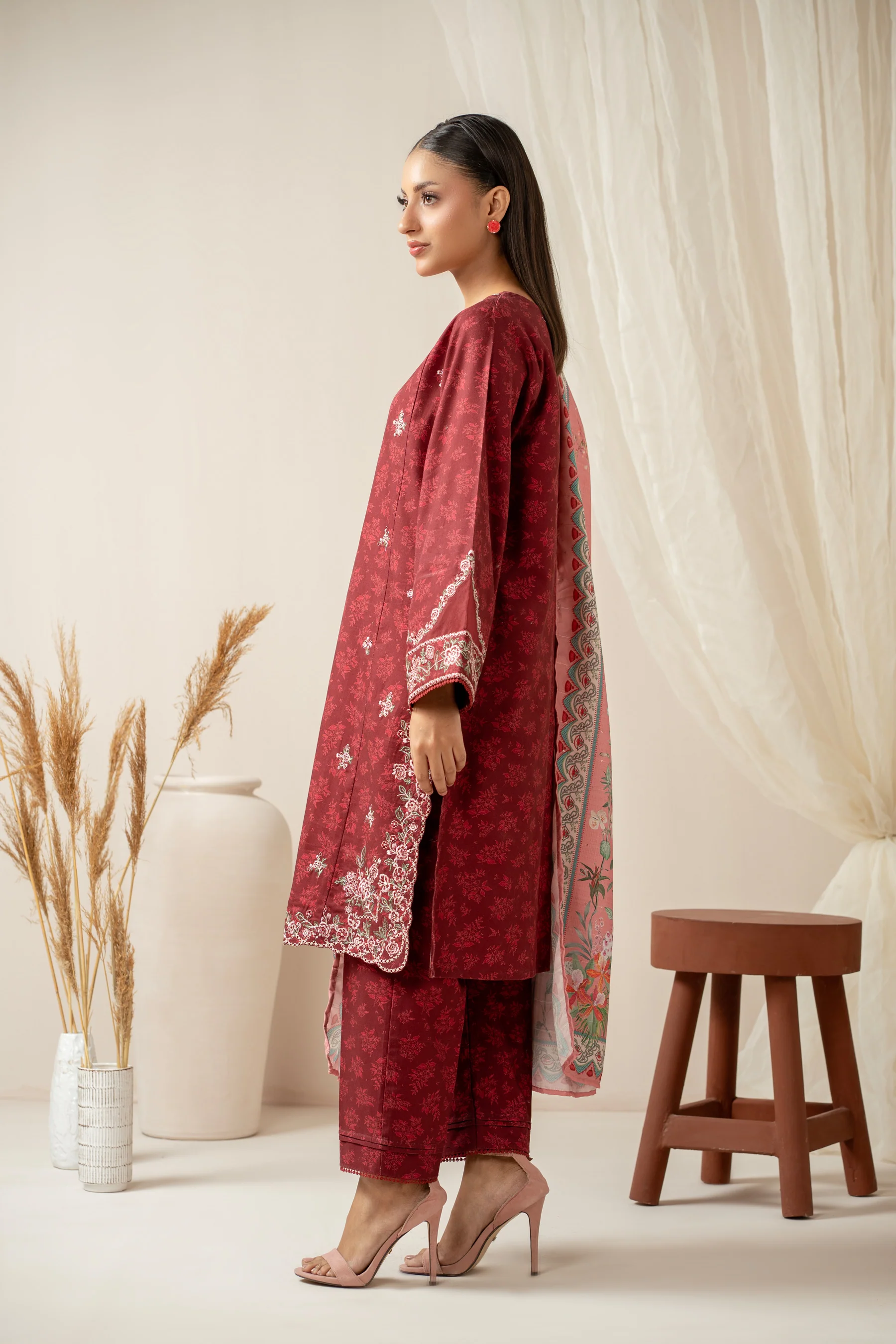 STITCHED EMBROIDERED SUIT - Image 7