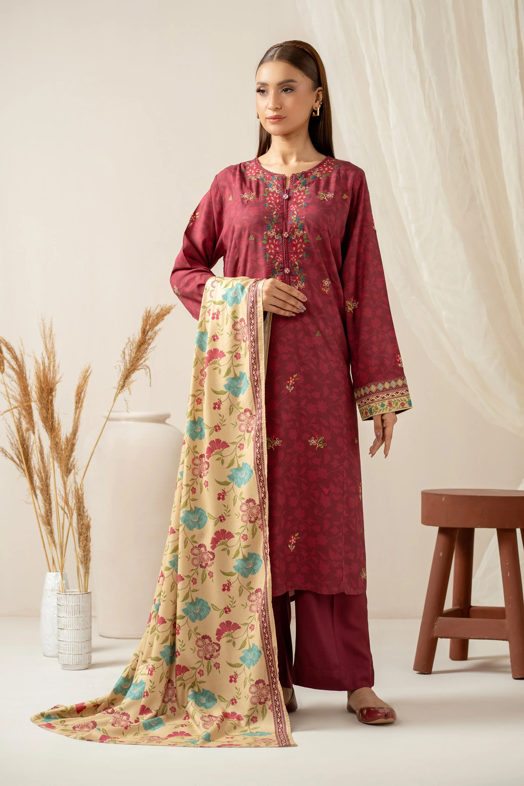 EMBROIDERED SUIT (FACTORY E-OUTLET)