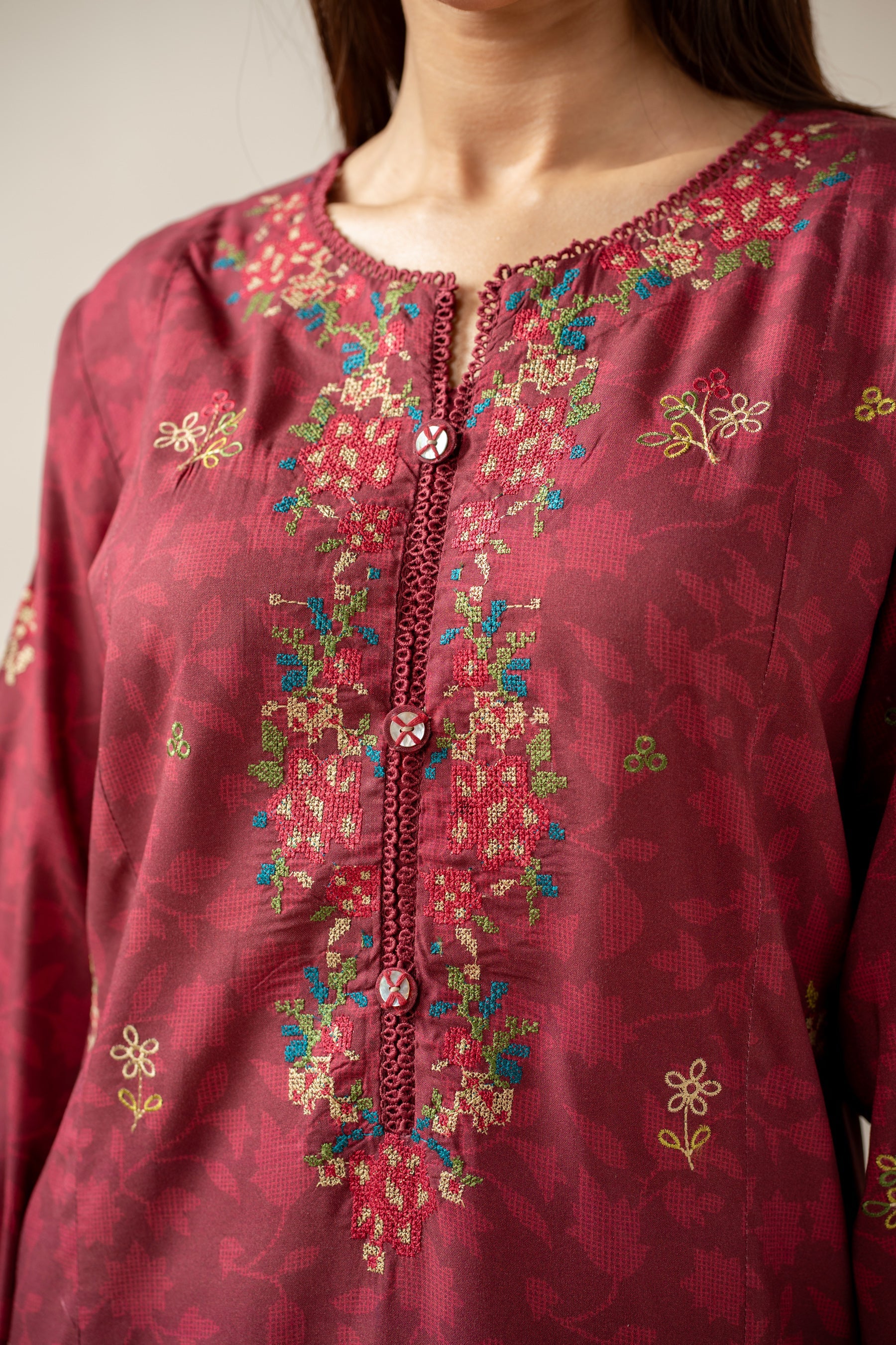 EMBROIDERED SUIT (FACTORY E-OUTLET) - Image 4