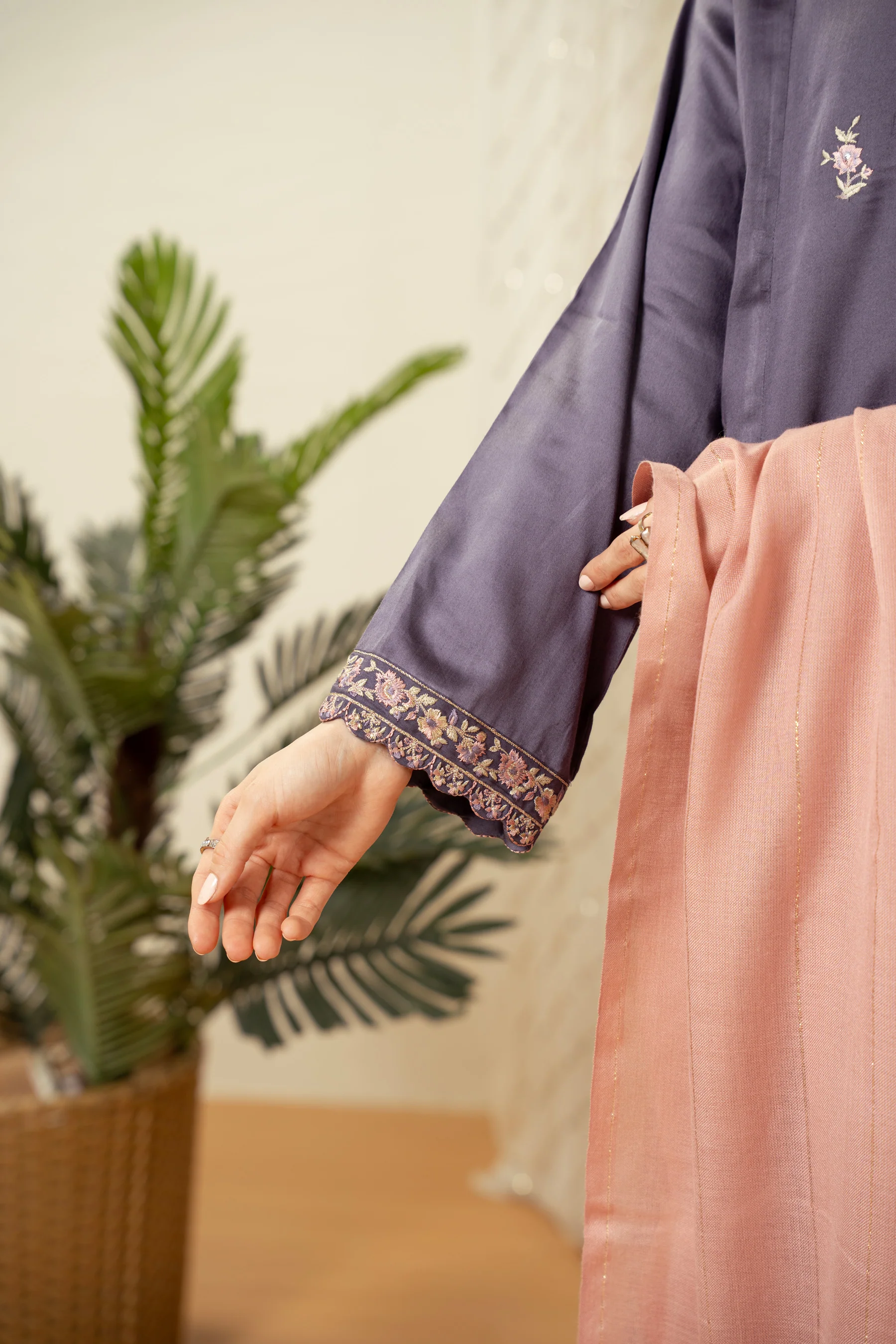 STITCHED DYED EMBROIDERED SUIT - Image 6
