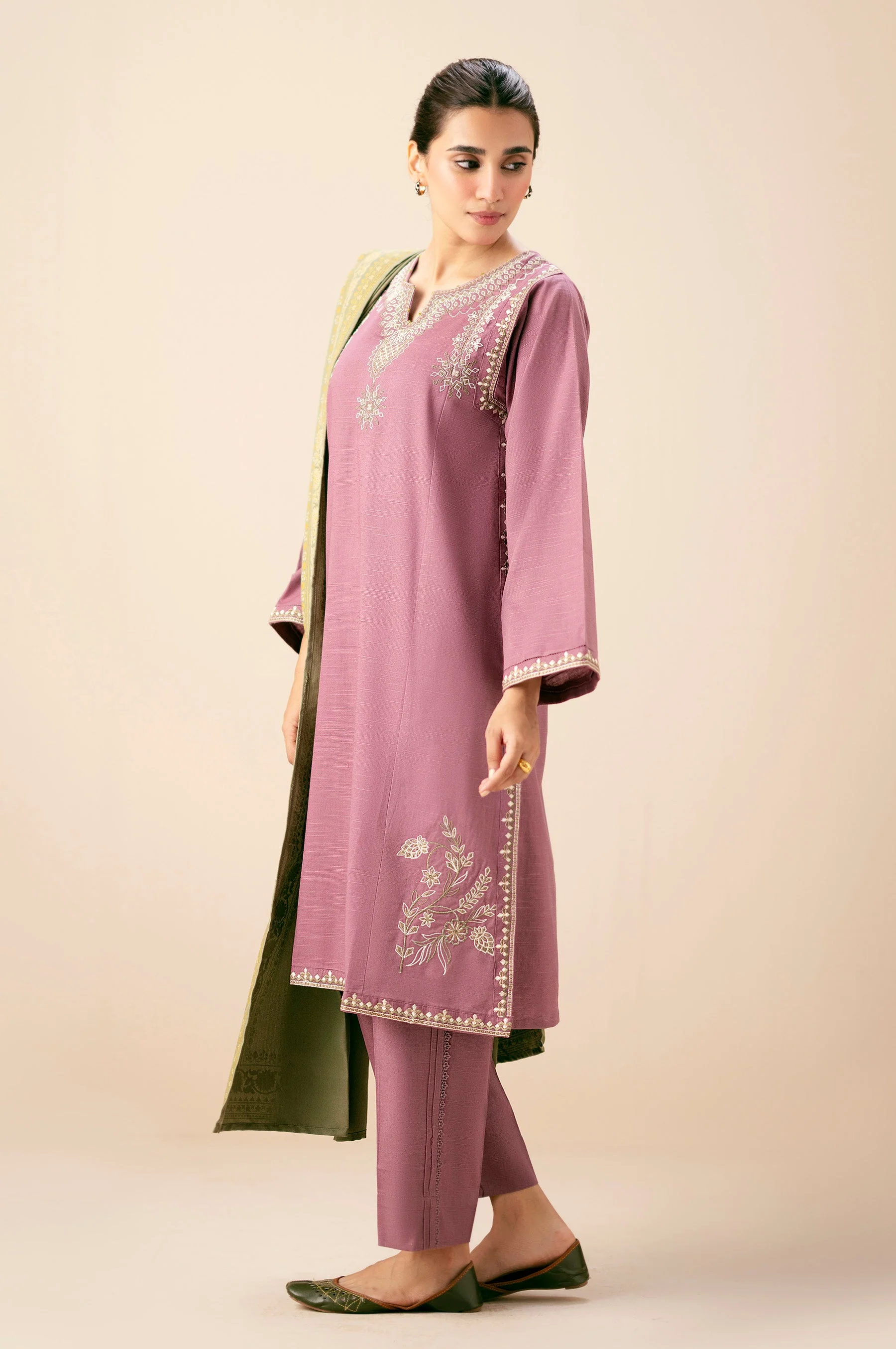 STITCHED EMBROIDERED SUIT (FACTORY E-OUTLET) - Image 5