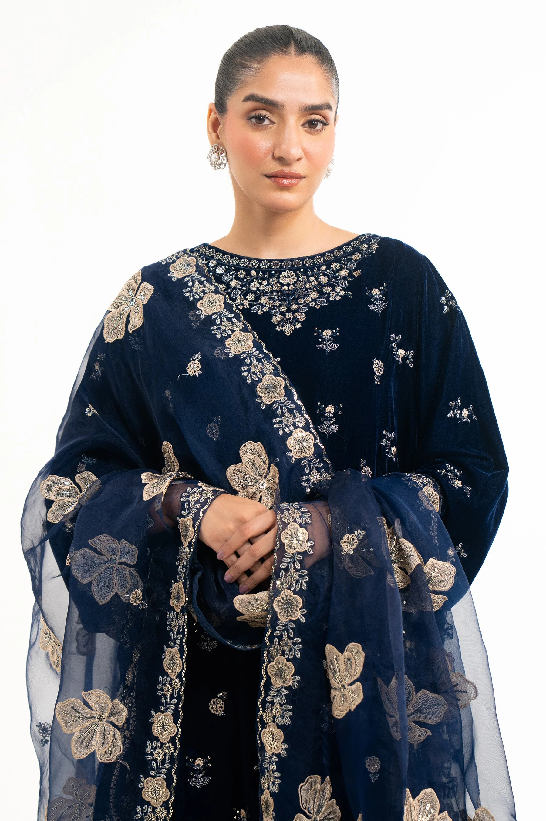STITCHED EMBROIDERED VELVET SUIT (FACTORY E-OUTLET) - Image 4