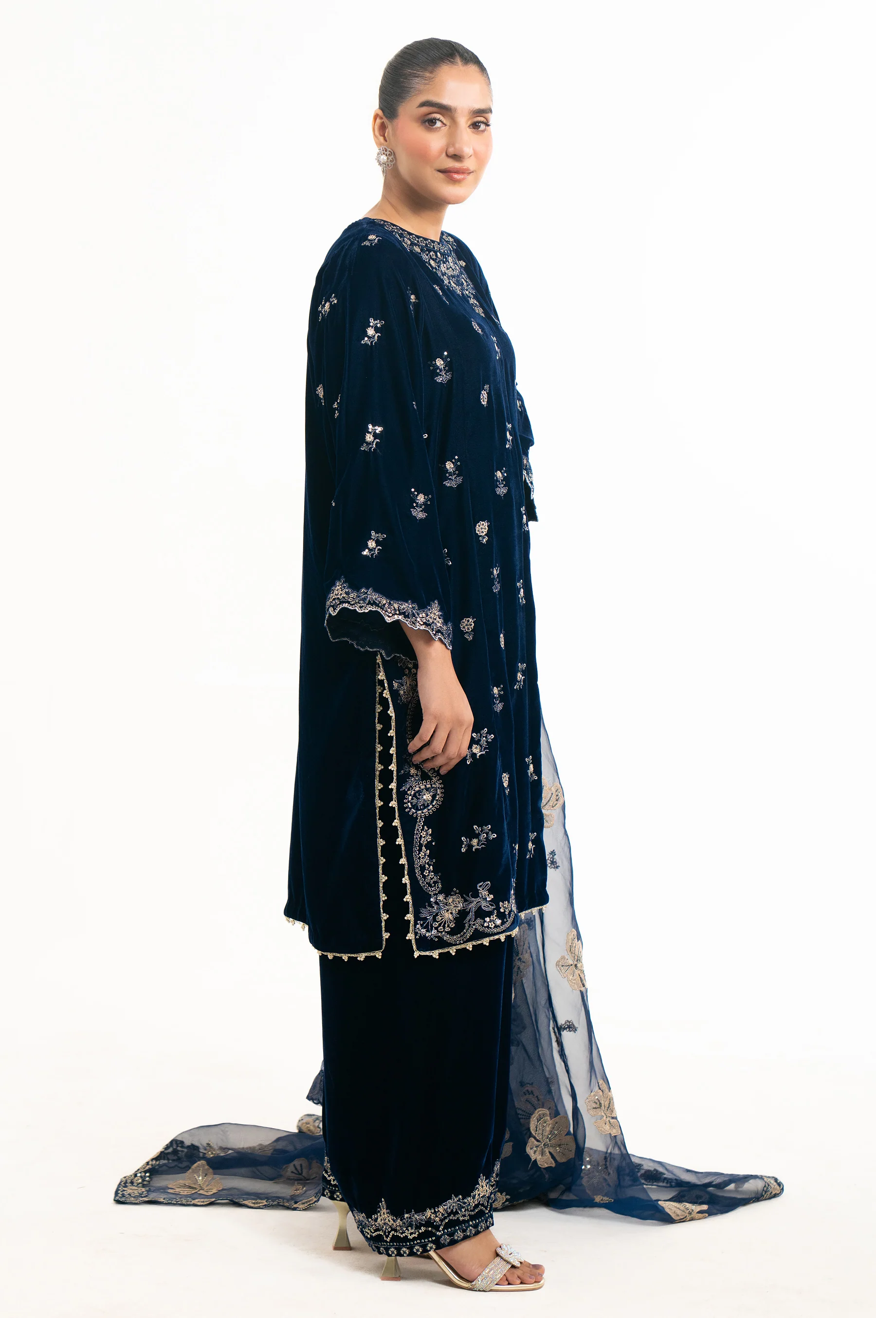 STITCHED EMBROIDERED VELVET SUIT - Image 6