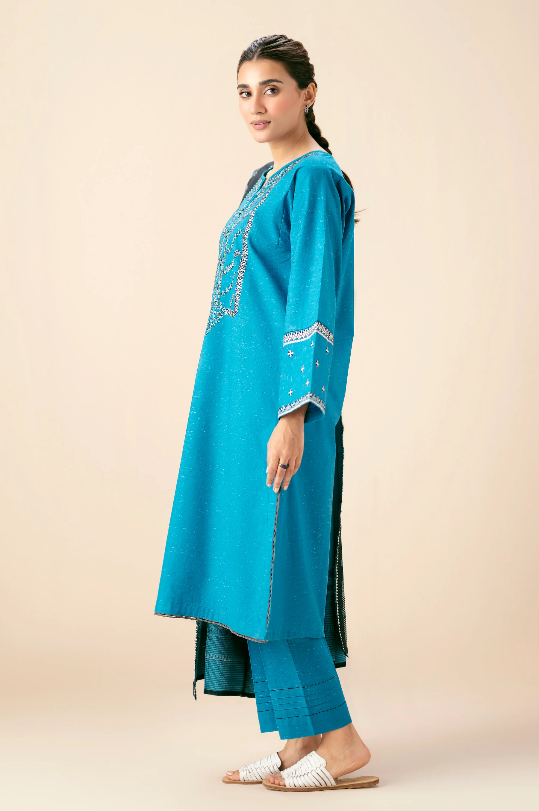 STITCHED DYED EMBROIDERED SUIT - Image 5