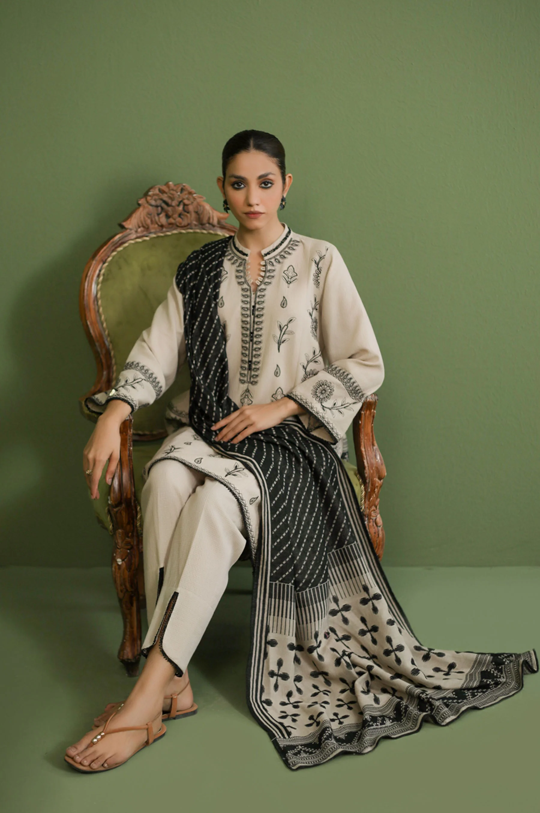 Stitched 3 Piece Textured Slub Suit - Image 2