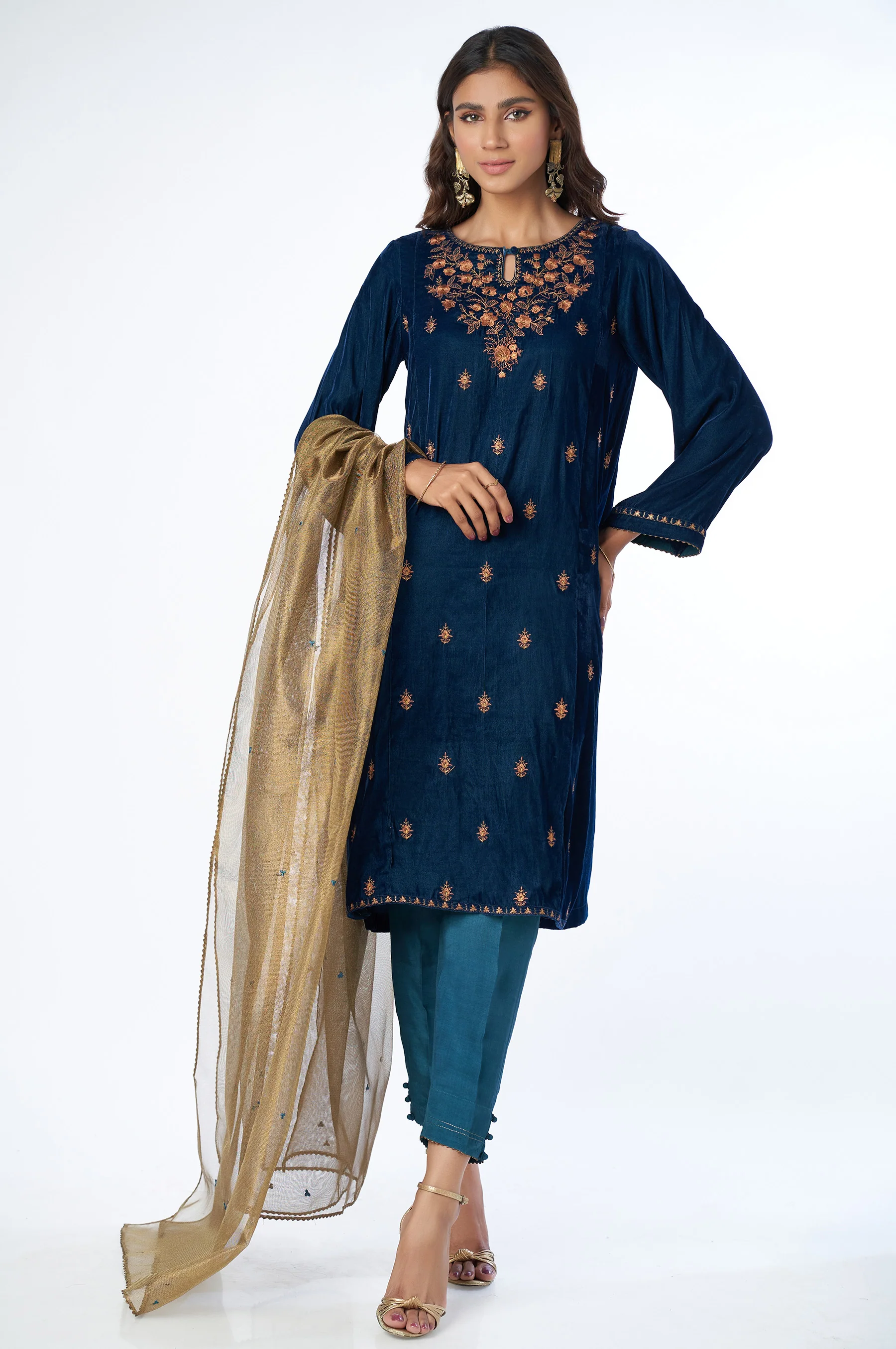 Stitched 3 Piece Velvet Embroidered Suit - Image 3