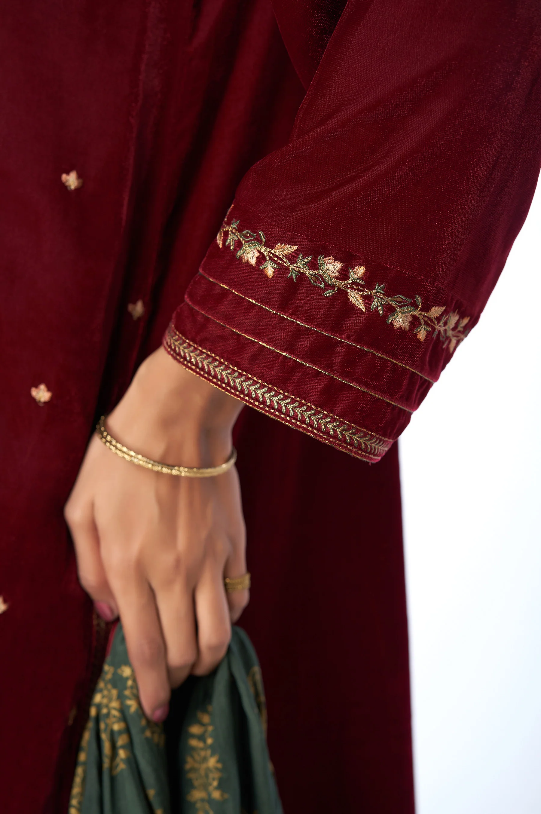 Stitched 3 Piece Velvet Embroidered Suit - Image 6