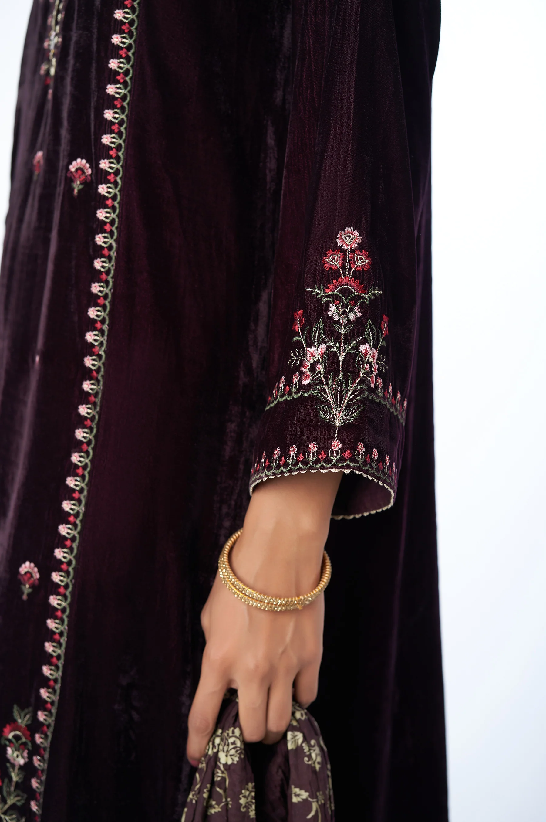 Stitched 3 Piece Velvet Embroidered Suit - Image 6