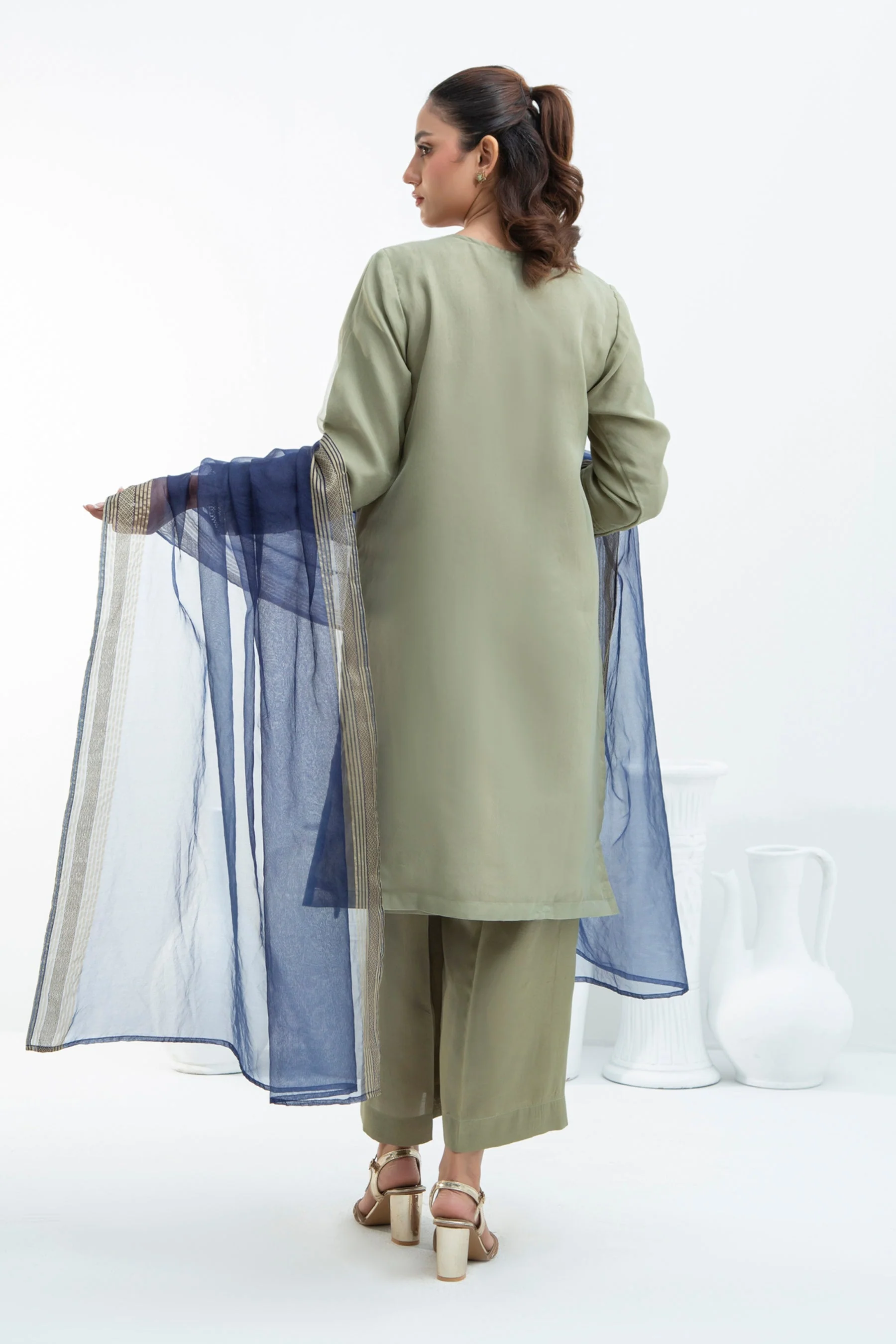 STITCHED EMBROIDERED ORGANZA SUIT (FACTORY E-OUTLET) - Image 4