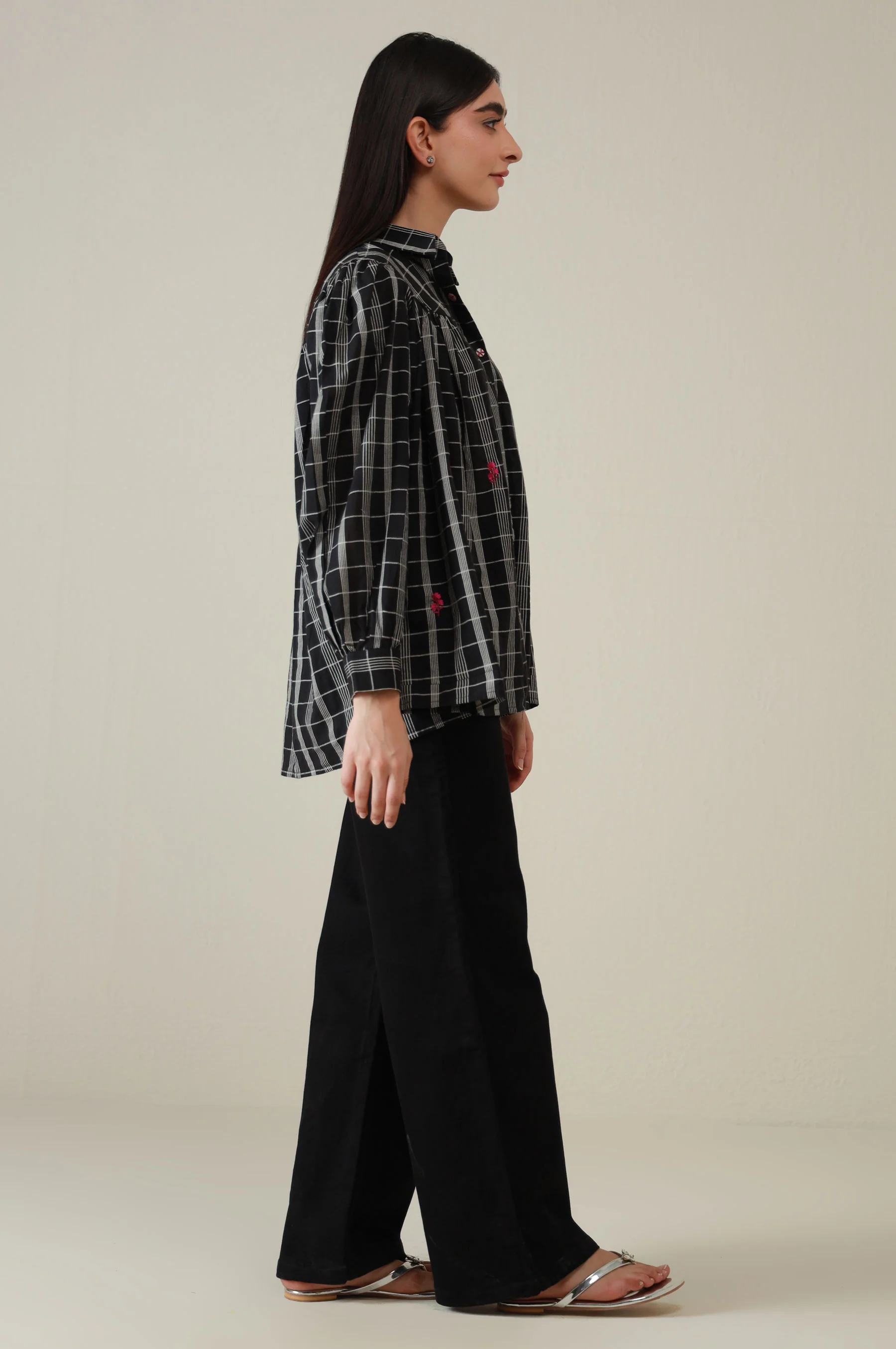 Stitched 1 Piece Embroidered Yarn Dyed Fusion Top - Image 5