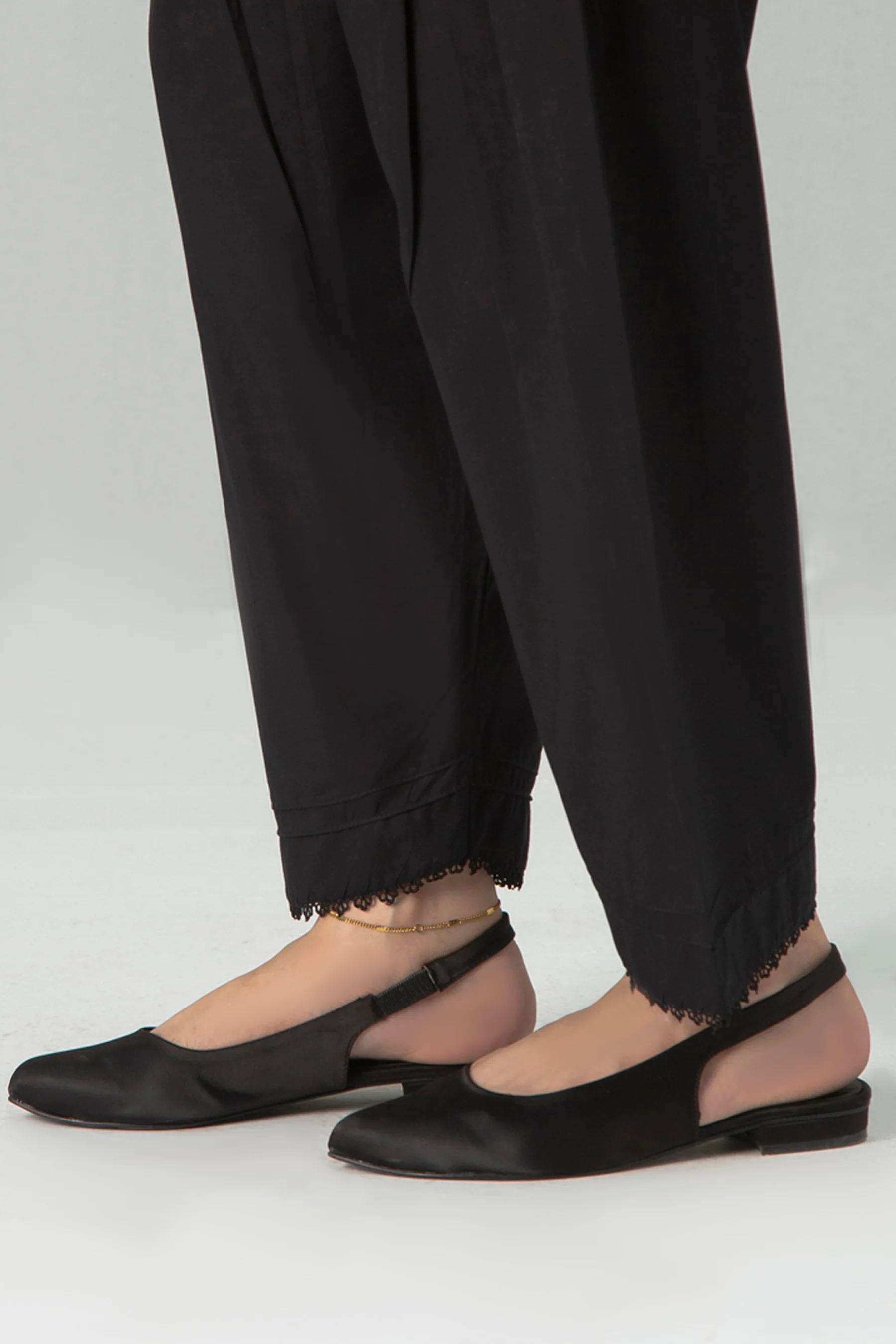 STYLIZED CAMBRIC SHALWAR - Image 3