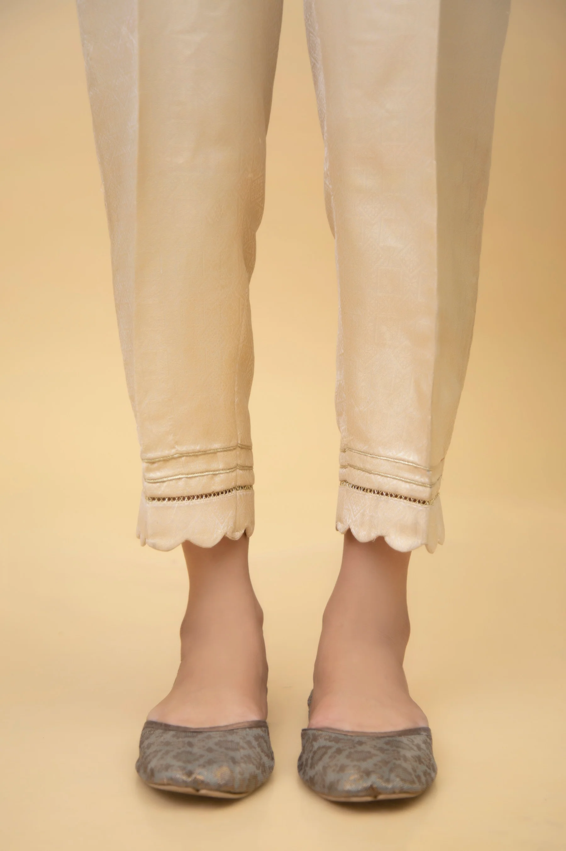 Stylized Jamawar Cigarette Pants - Off-White - Image 2