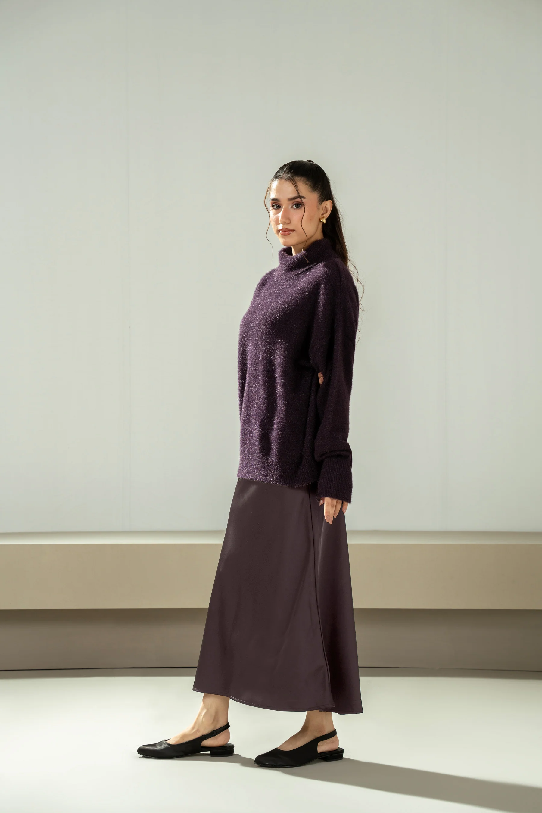 STYLIZED TURTLE NECK PULLOVER - Image 2