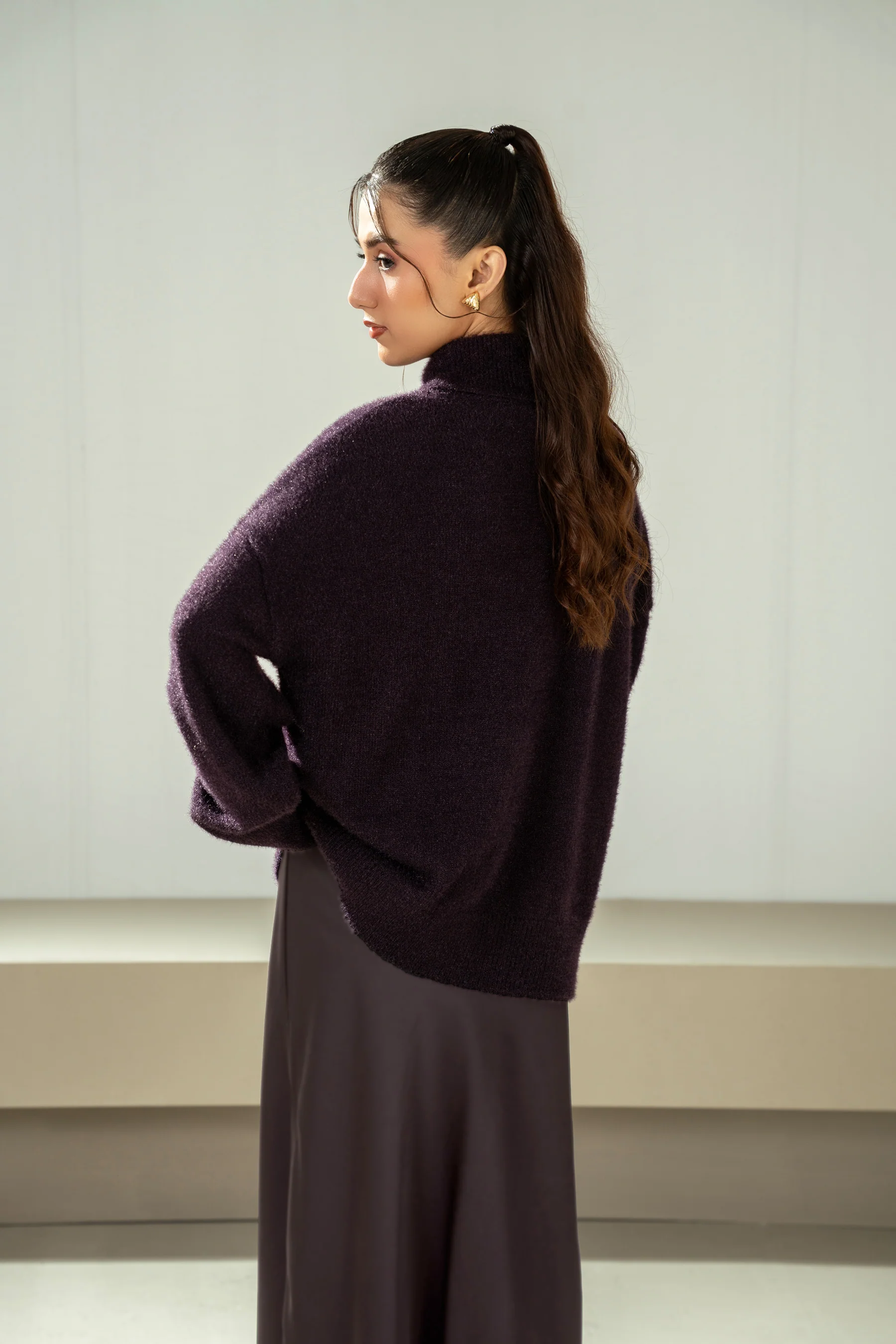 STYLIZED TURTLE NECK PULLOVER - Image 5