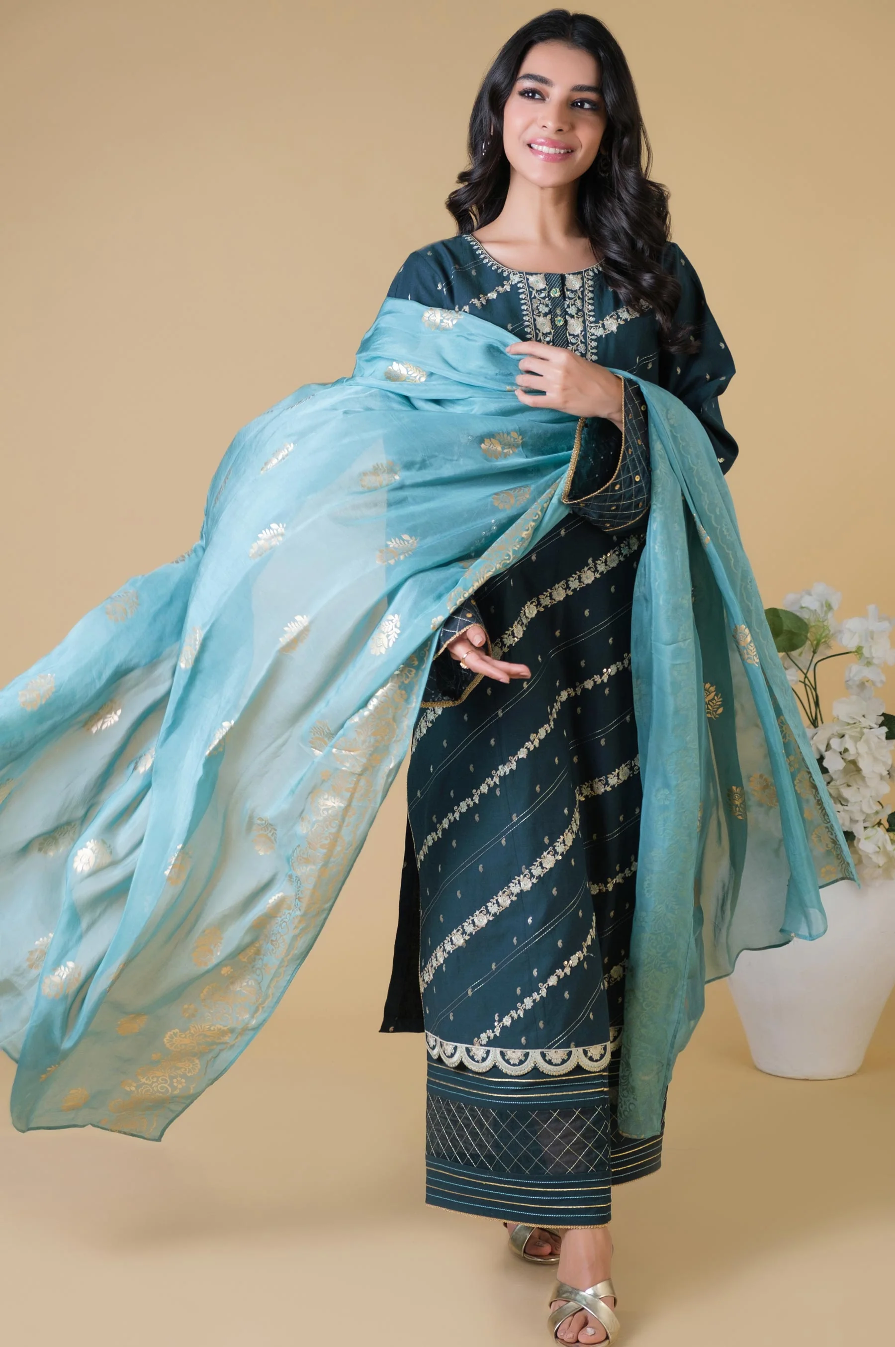 Unstitched 3 Piece Embroidered Mysuri Jacquard Suit - Image 5