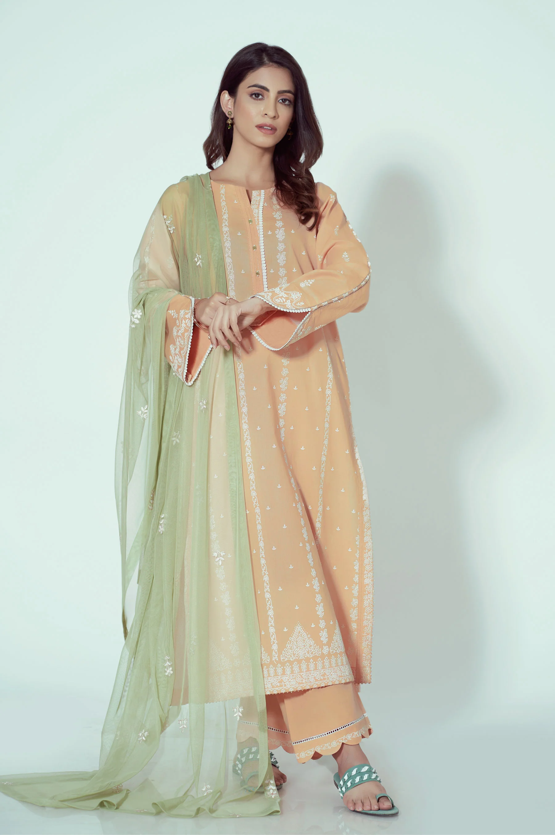 Unstitched 3 Piece Puff Printed Lawn Suit - Image 2