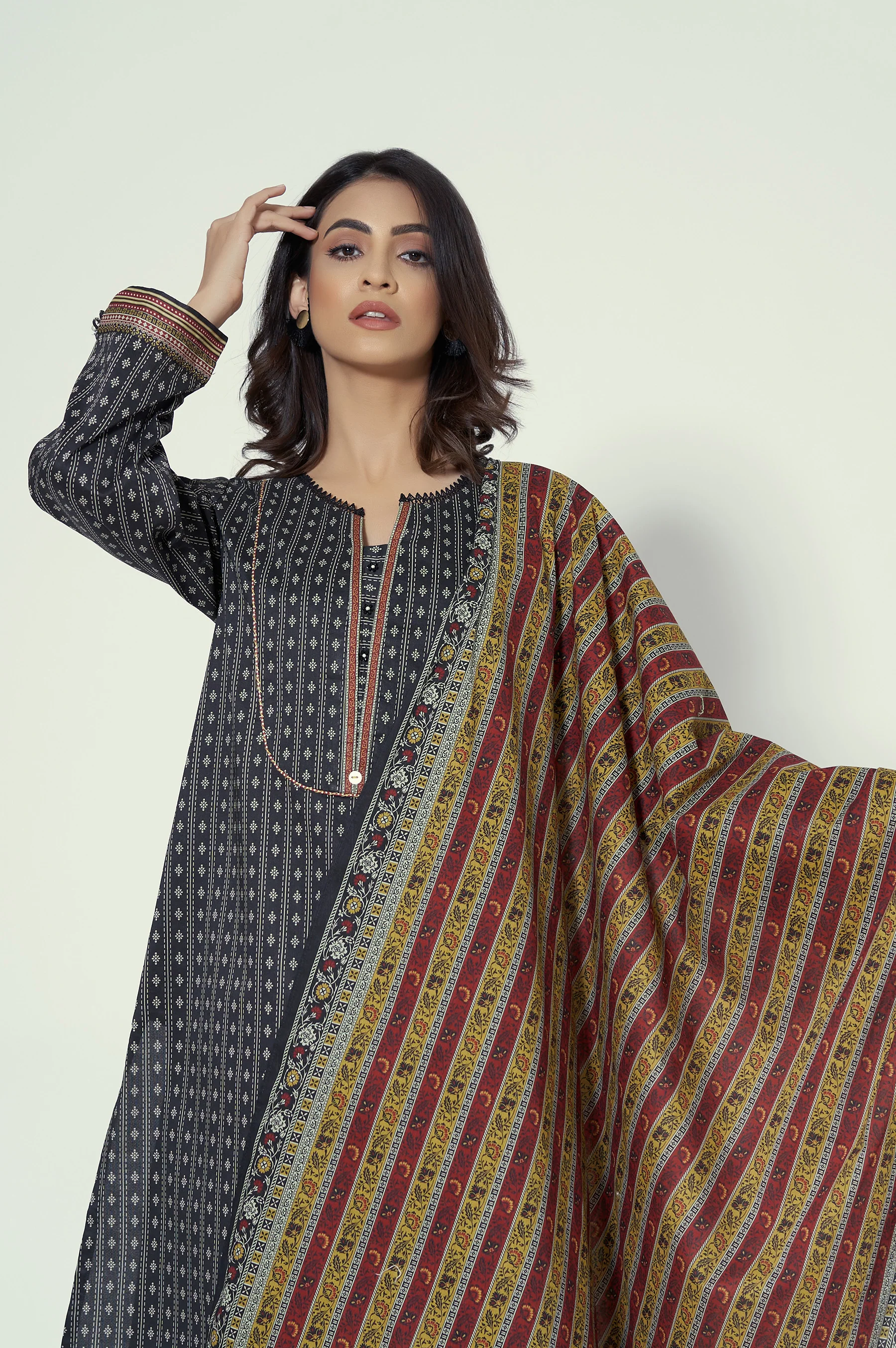Unstitched 3 Piece Printed Lawn Suit - Image 2