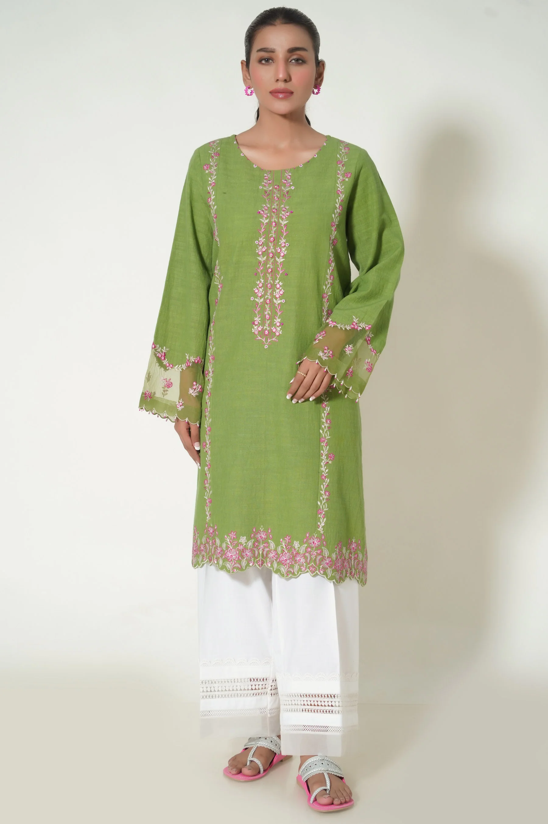 Unstitched 1 Piece Embroidered Khaddar Shirt - Image 4