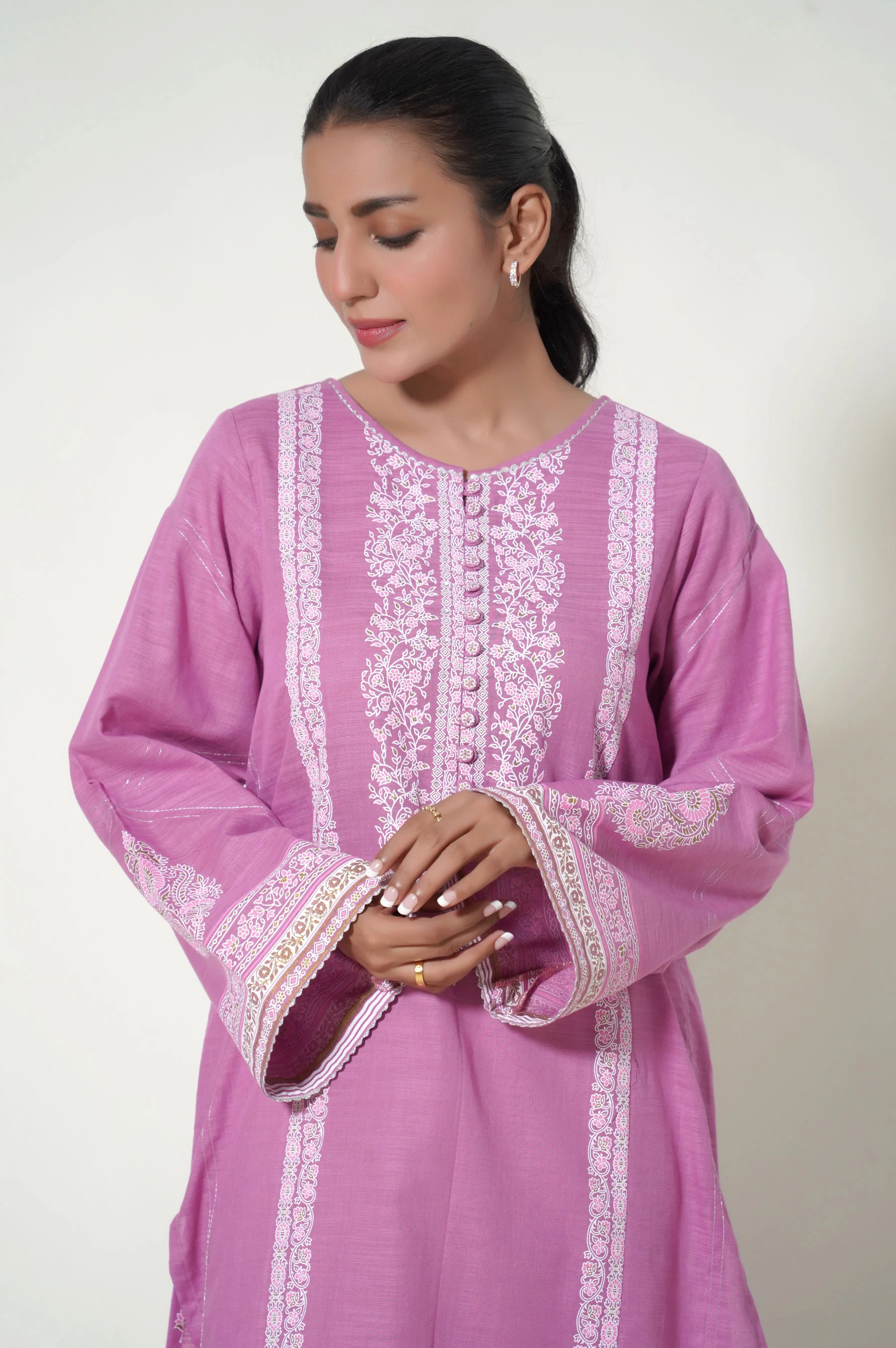 Unstitched 1 Piece Paste Printed Khaddar Shirt - Image 3