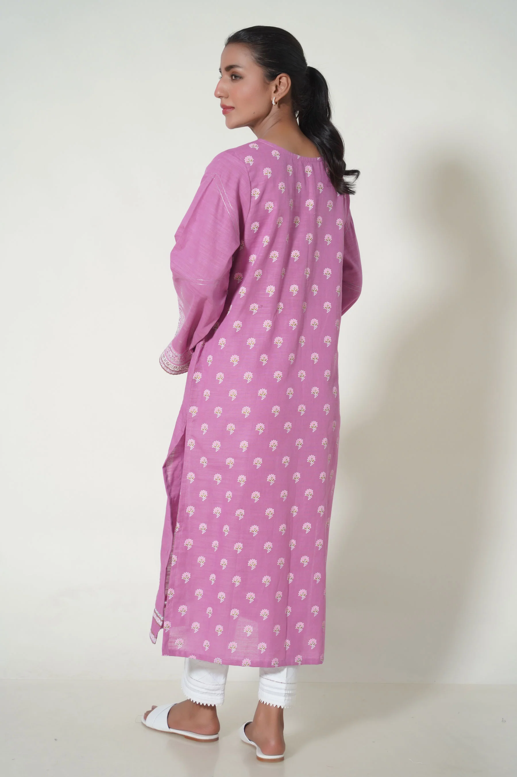 Unstitched 1 Piece Paste Printed Khaddar Shirt - Image 4