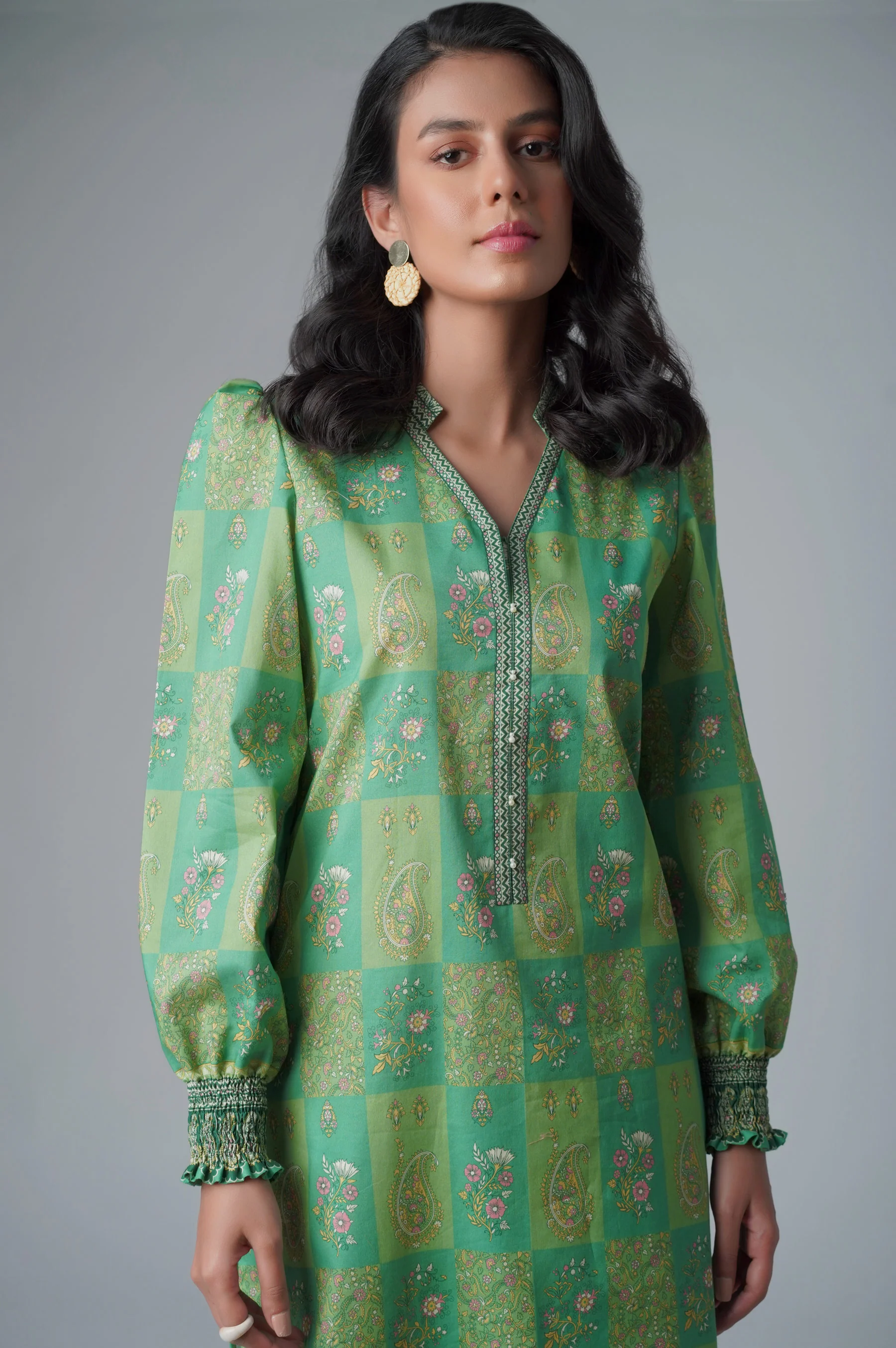 Unstitched 1 Piece Printed Lawn Shirt - Image 3