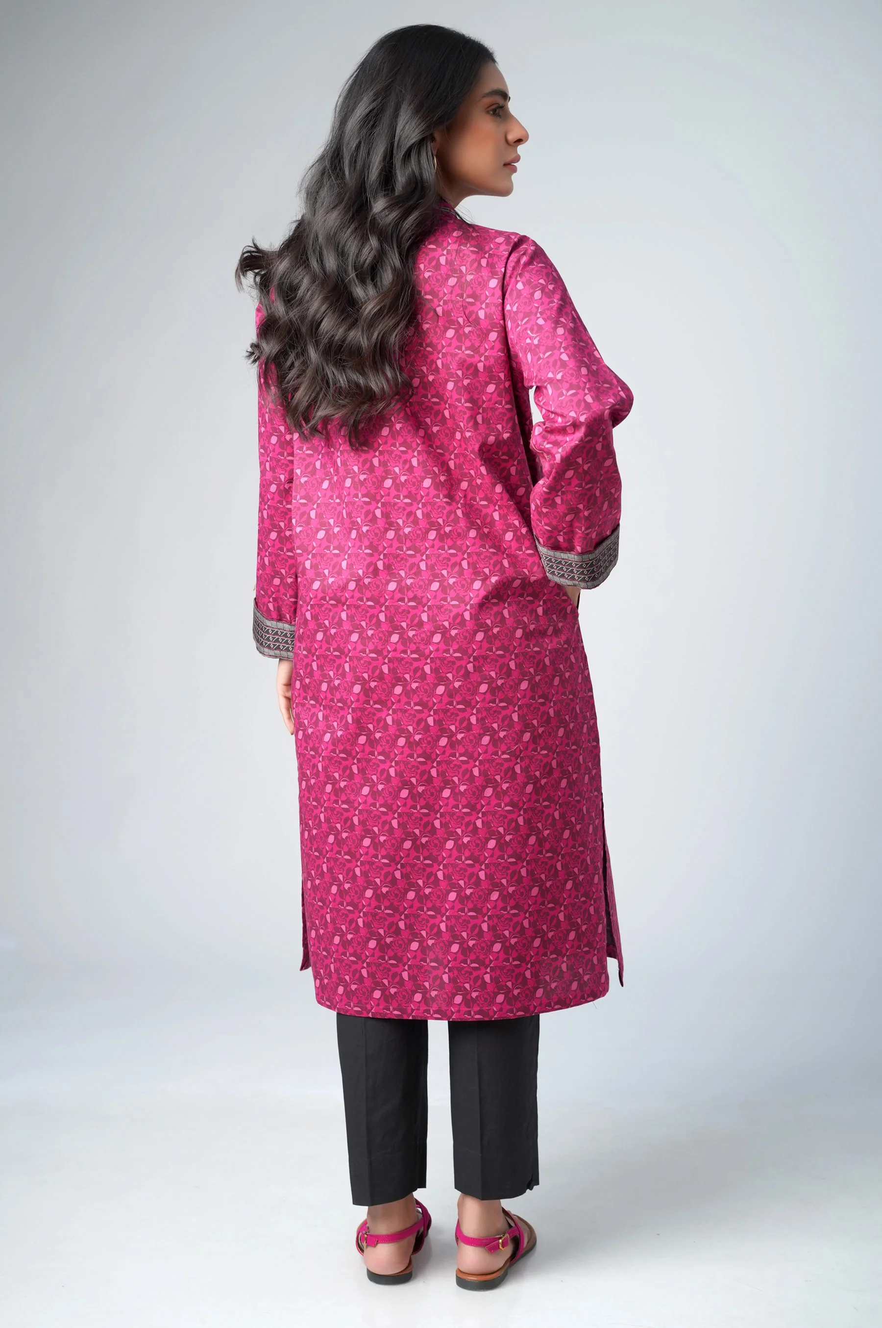 Unstitched 1 Piece Printed Lawn Shirt - Image 3