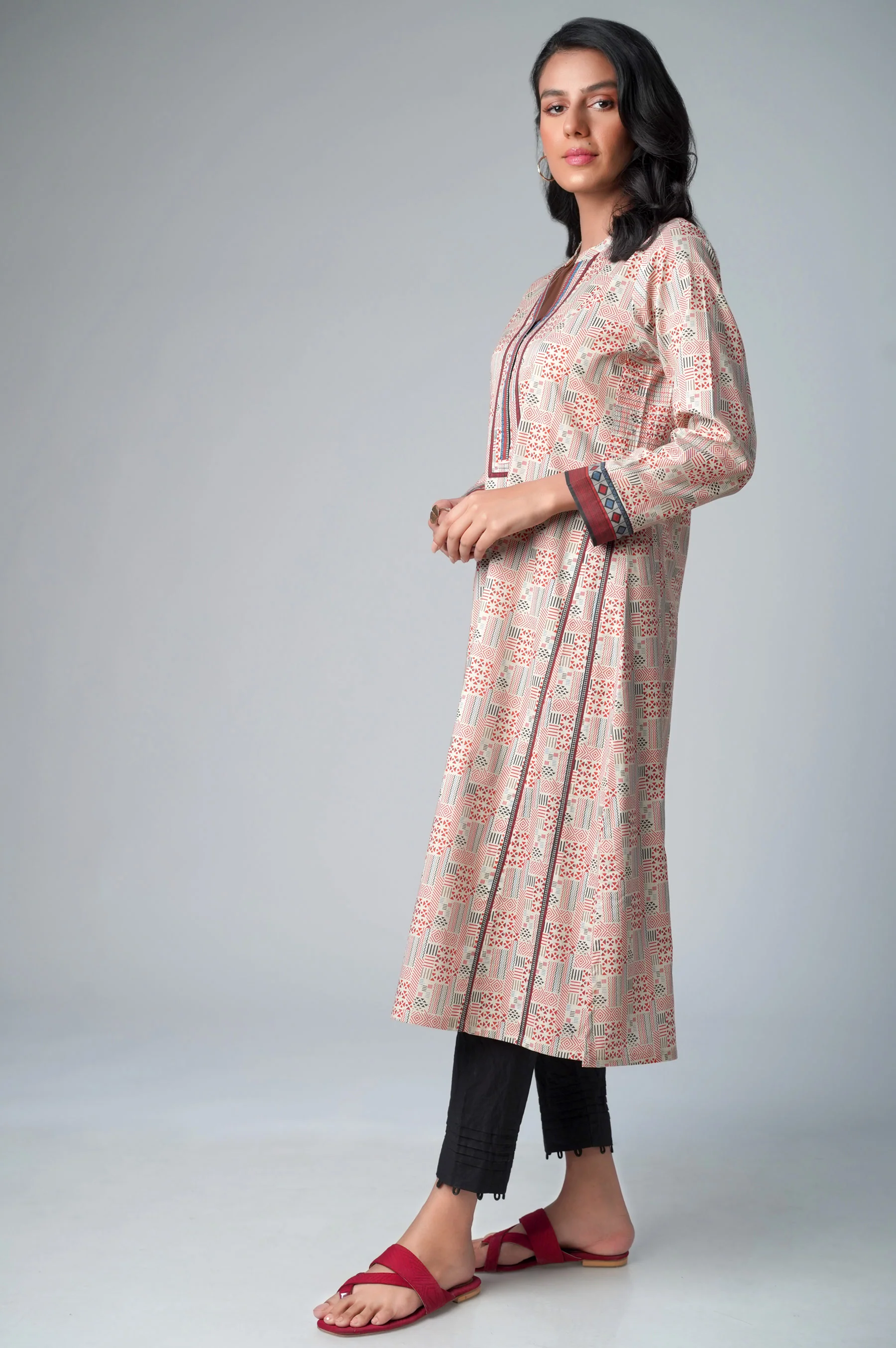 Unstitched 1 Piece Printed Lawn Shirt - Image 4