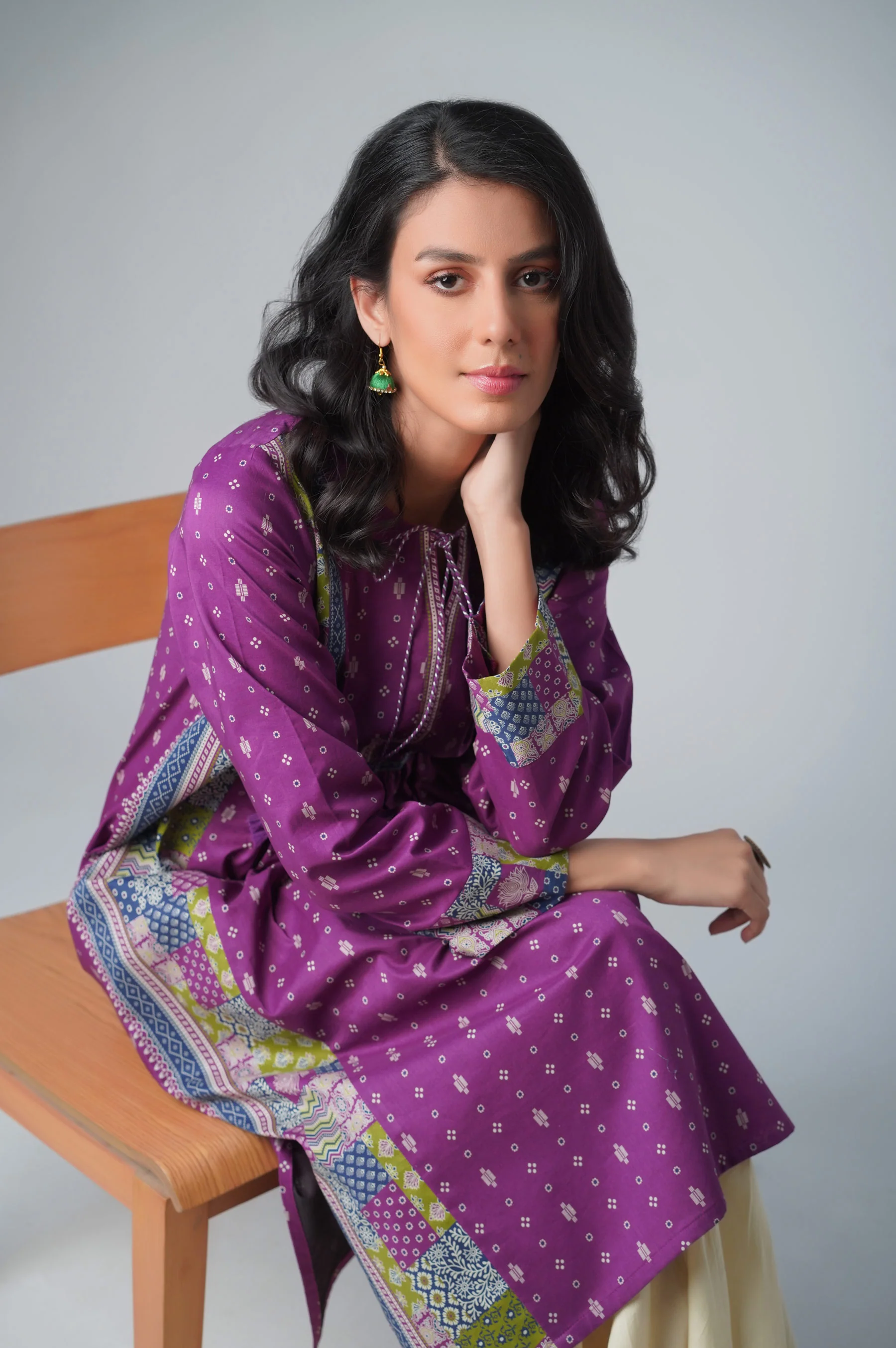 Unstitched 1 Piece Printed Lawn Shirt - Image 4
