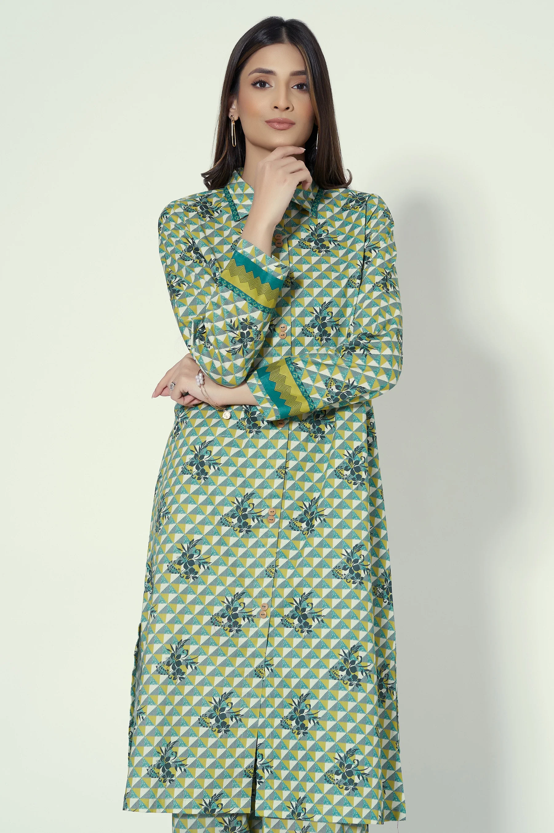 Unstitched 1 Piece Printed Lawn Shirt - Image 3