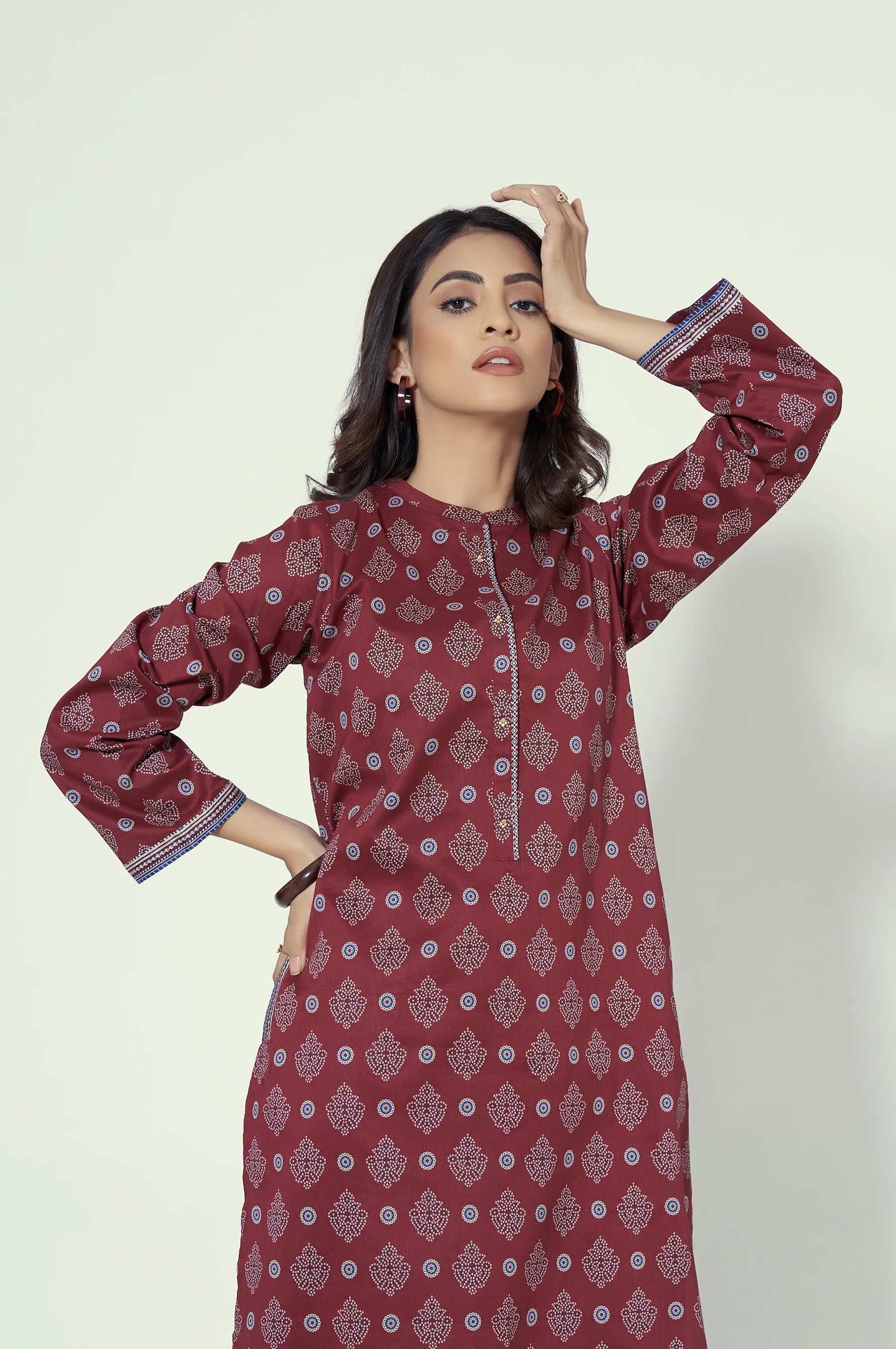 Unstitched 1 Piece Printed Lawn Shirt - Image 4