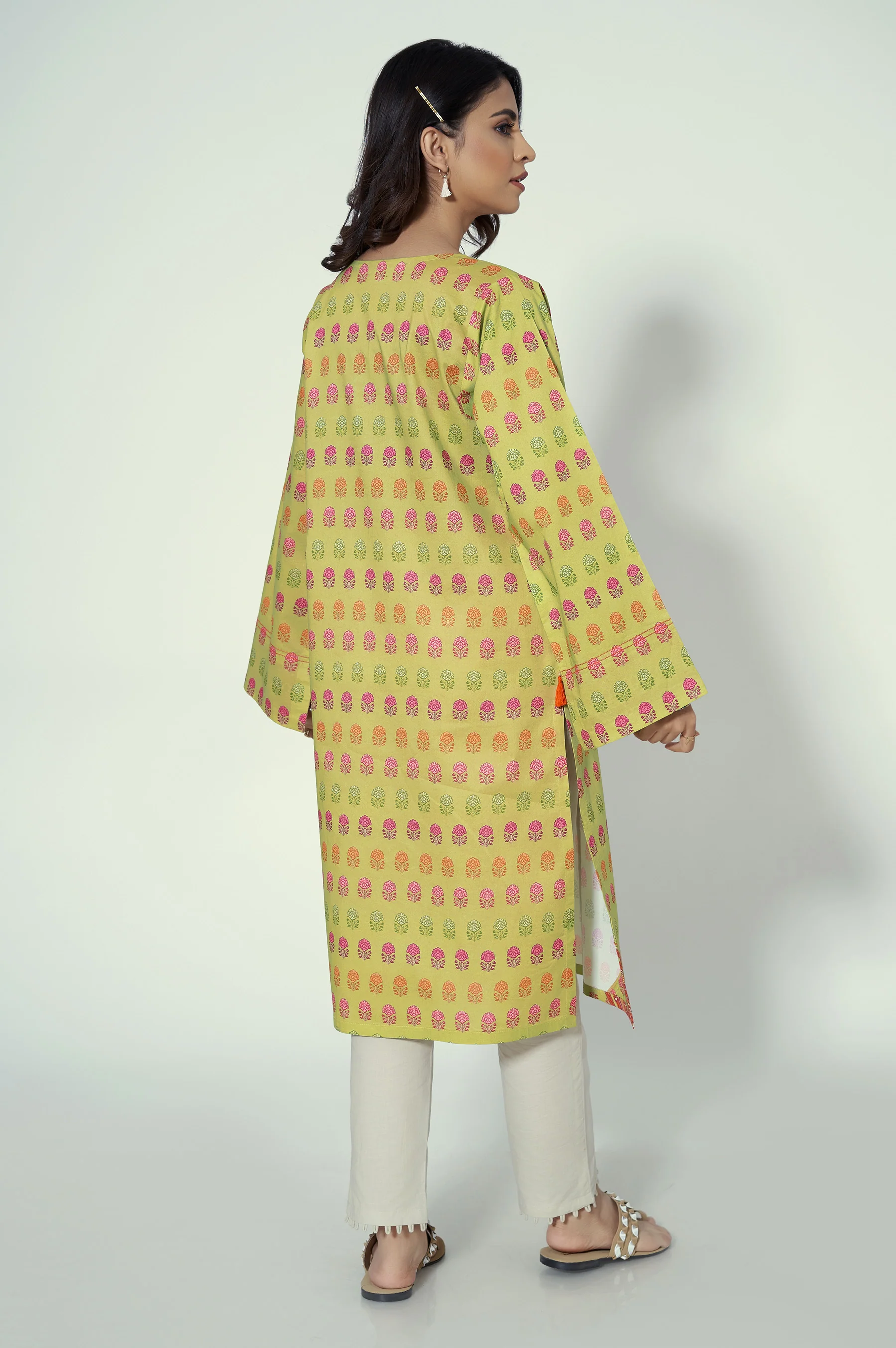 Unstitched 1 Piece Printed Lawn Shirt - Image 5