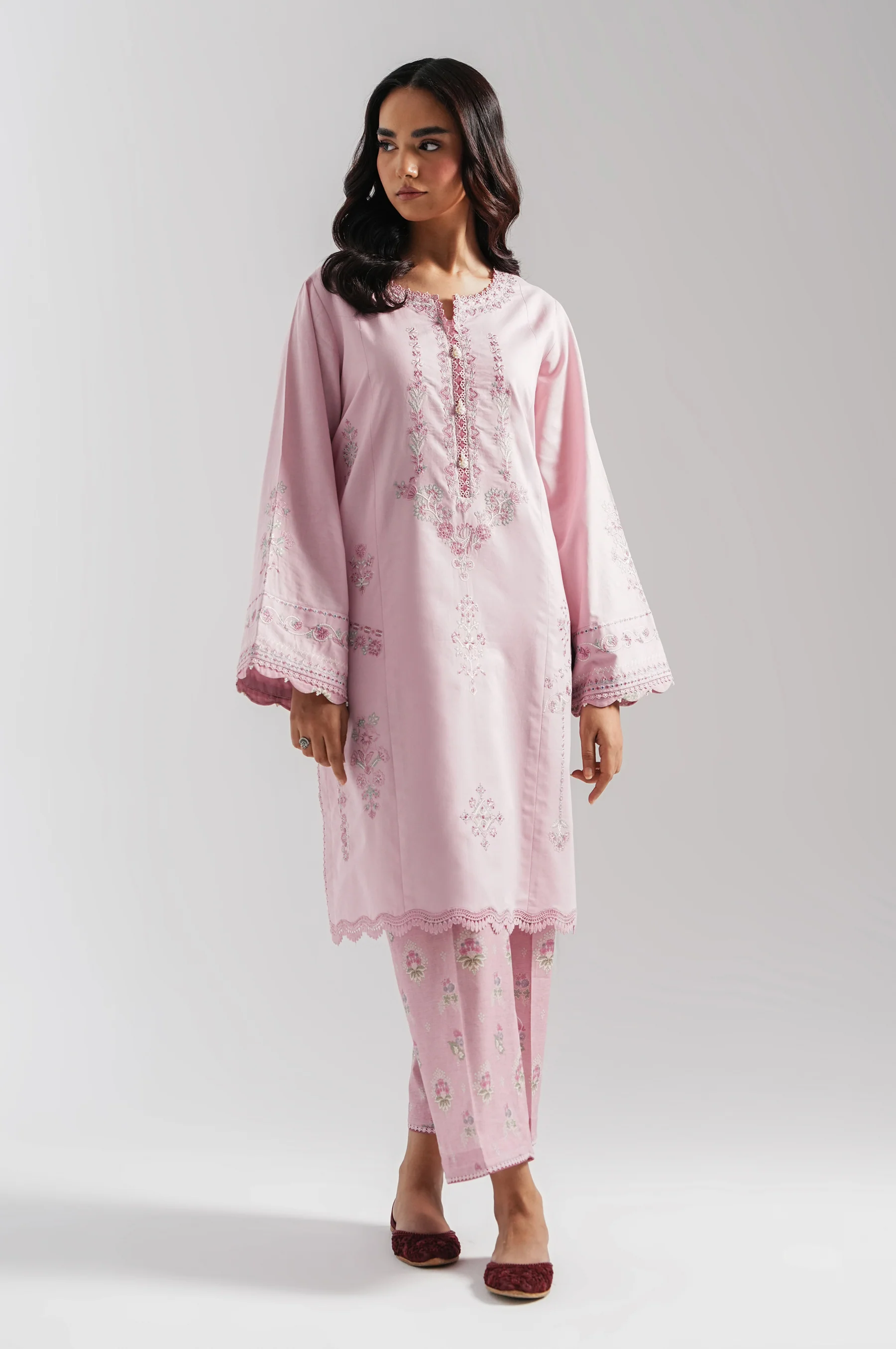 UNSTITCHED EMBROIDERED SUIT