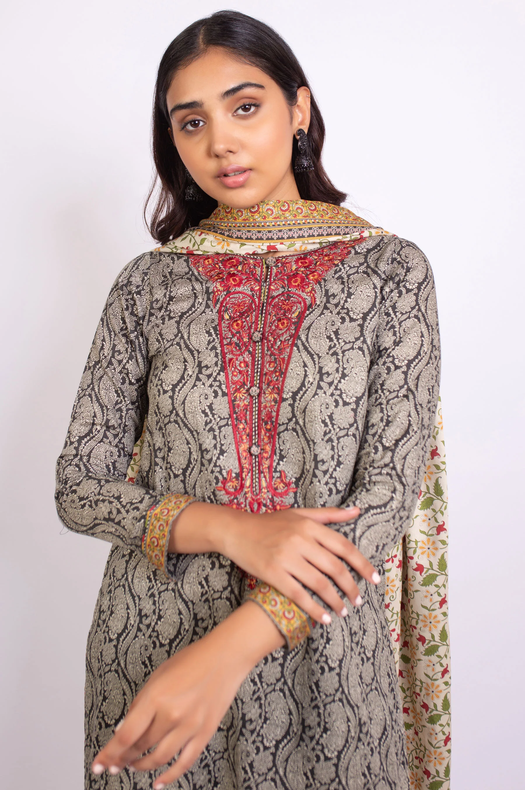 Unstitched 2 Piece Embroidered Cottel Suit - Image 3