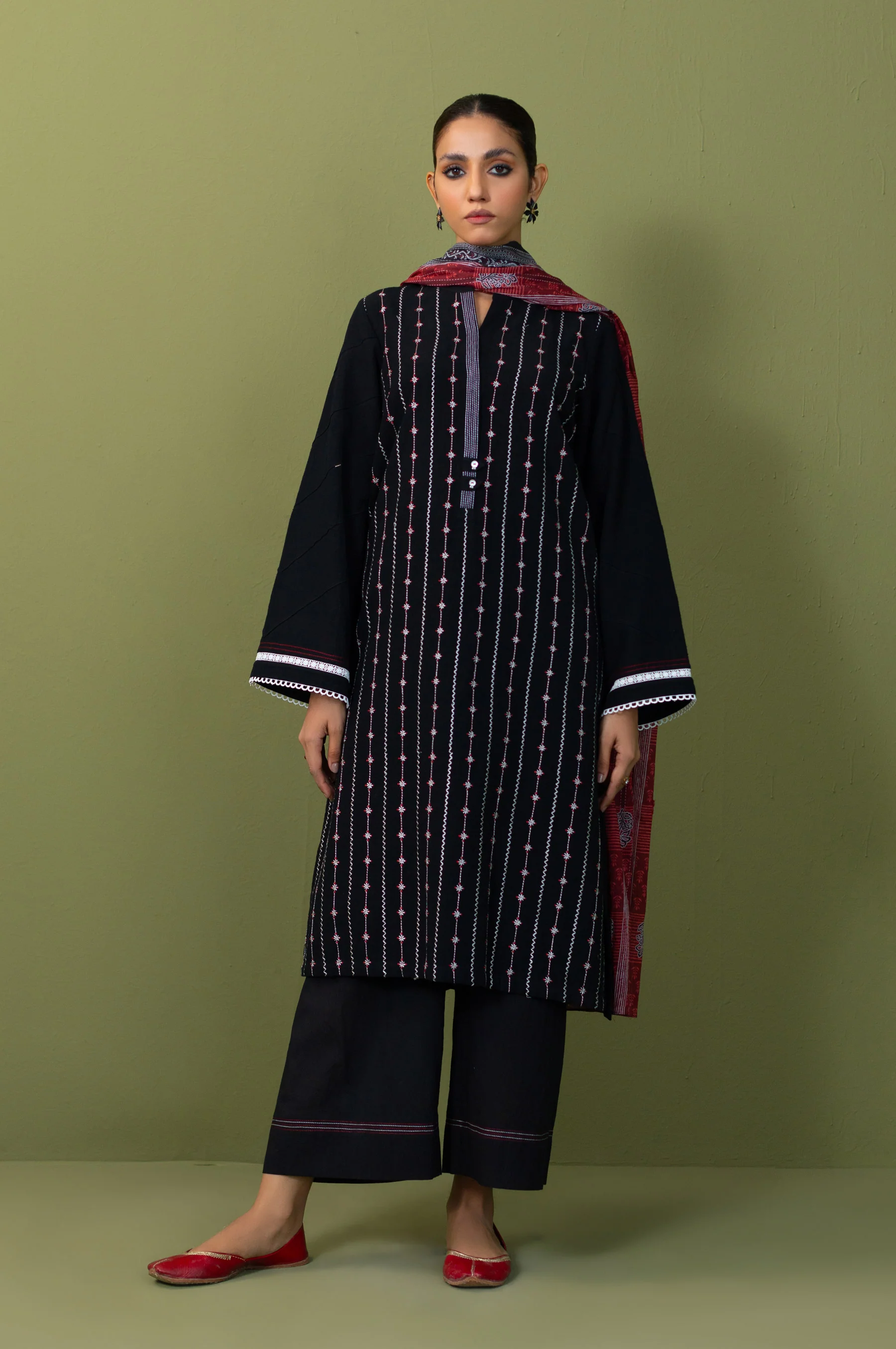 Unstitched 2 Piece Khaddar Embroidered Suit - Image 5