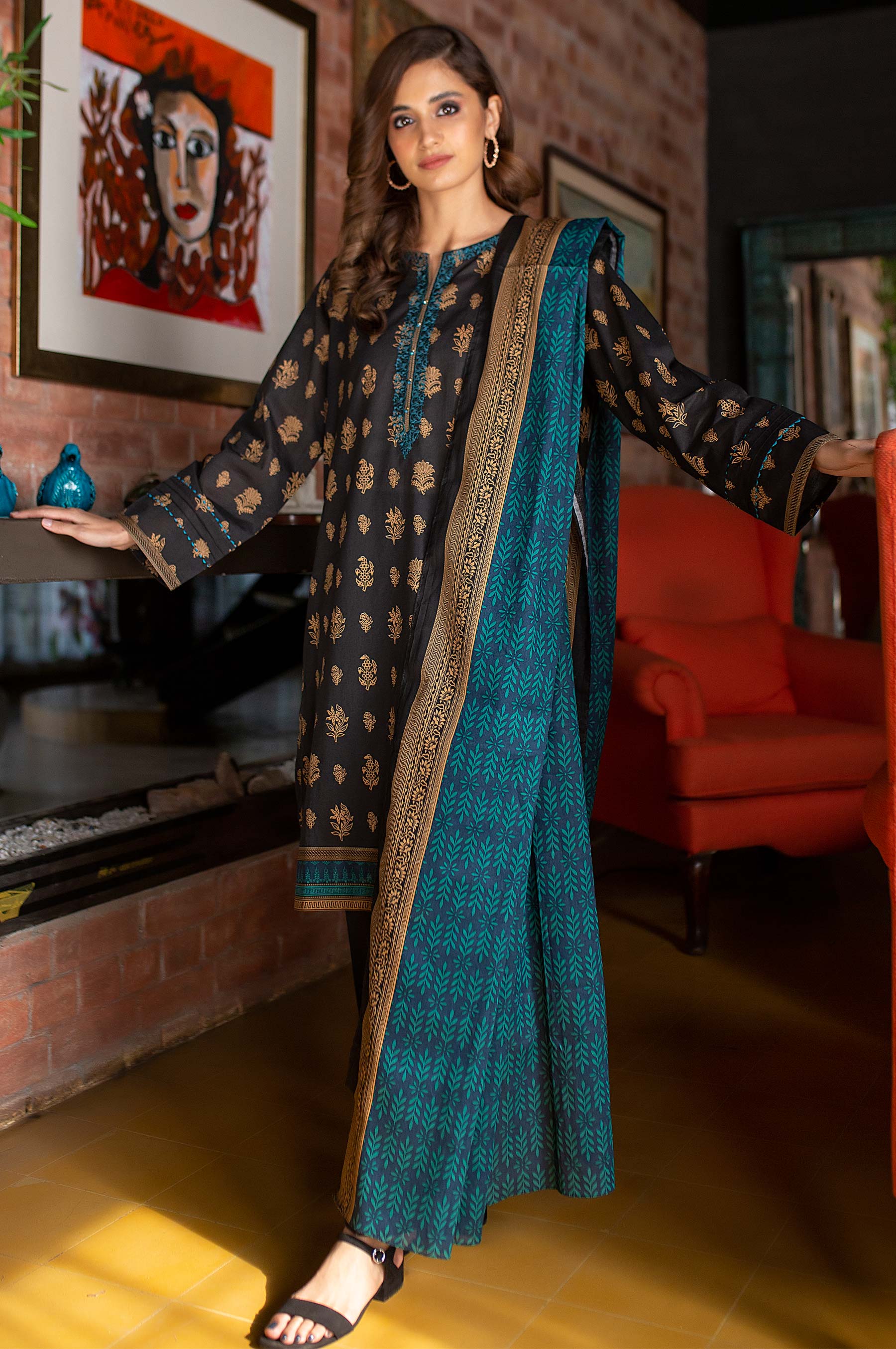 Unstitched 2 Piece Embroidered Lawn Suit with Printed Lawn Dupatta
