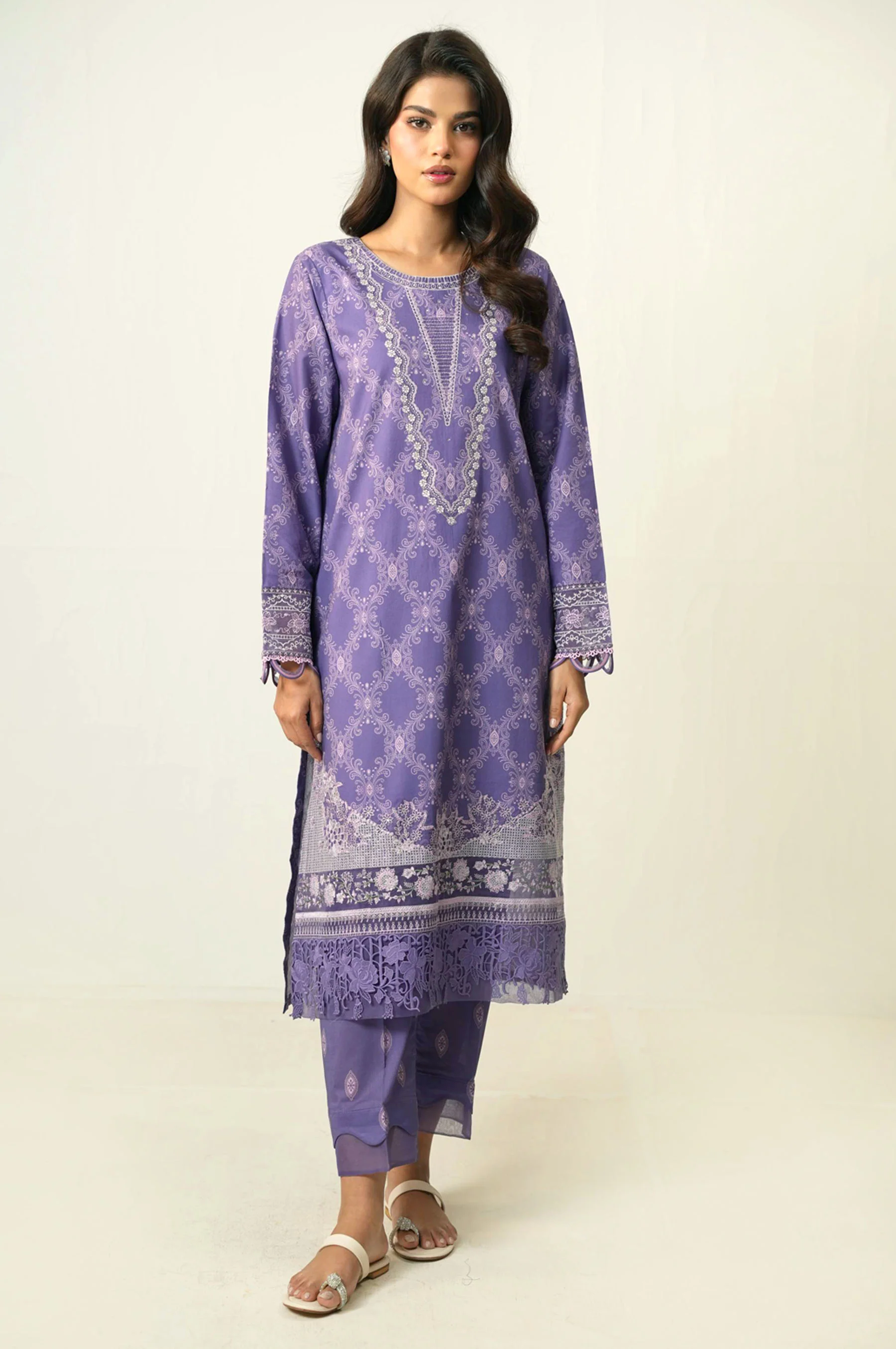UNSTITCHED EMBROIDERED SHIRT BOTTOM SUIT - Image 4