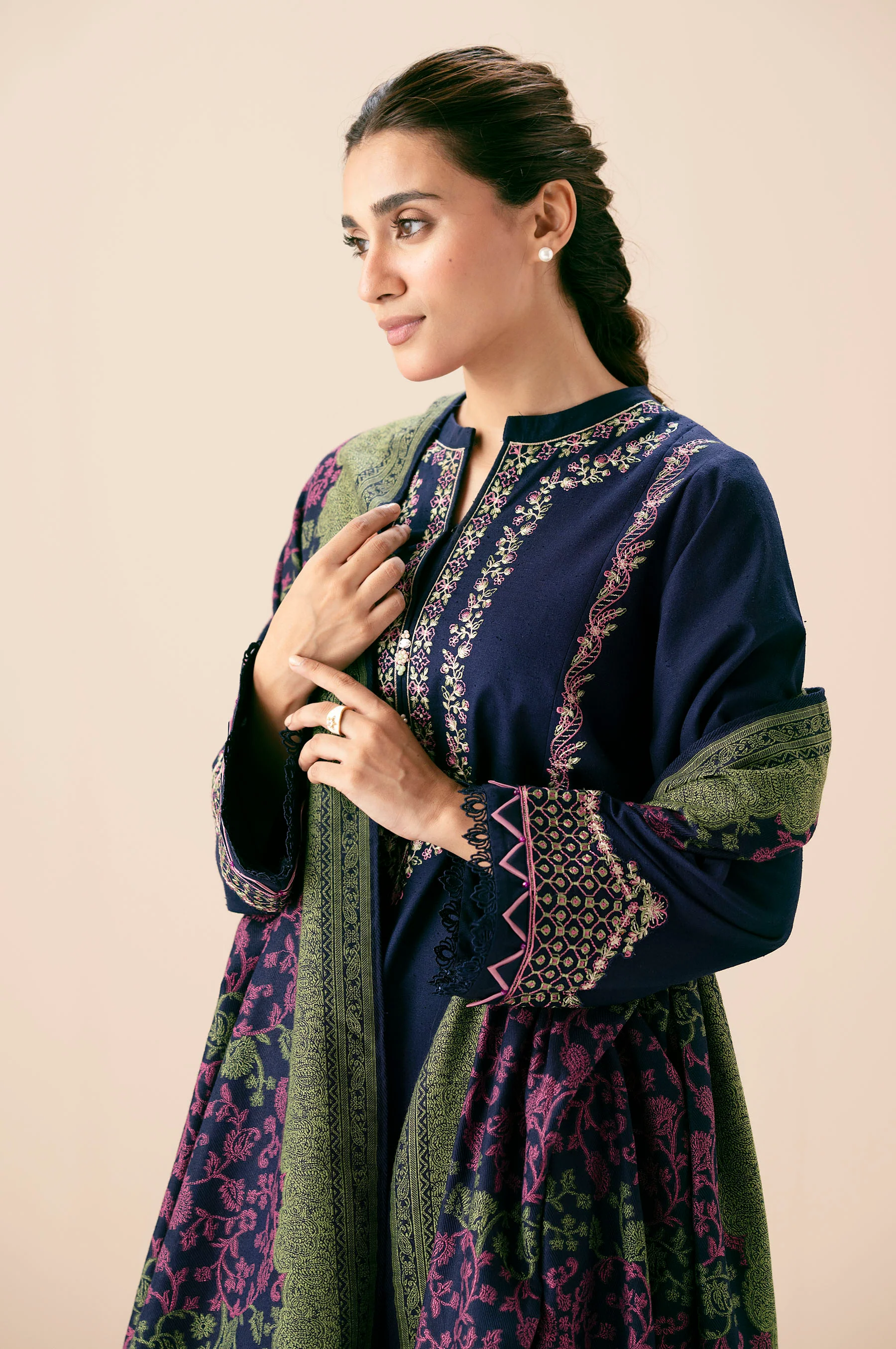 Unstitched 2 Piece Embroidered Textured Slub Suit - Image 3