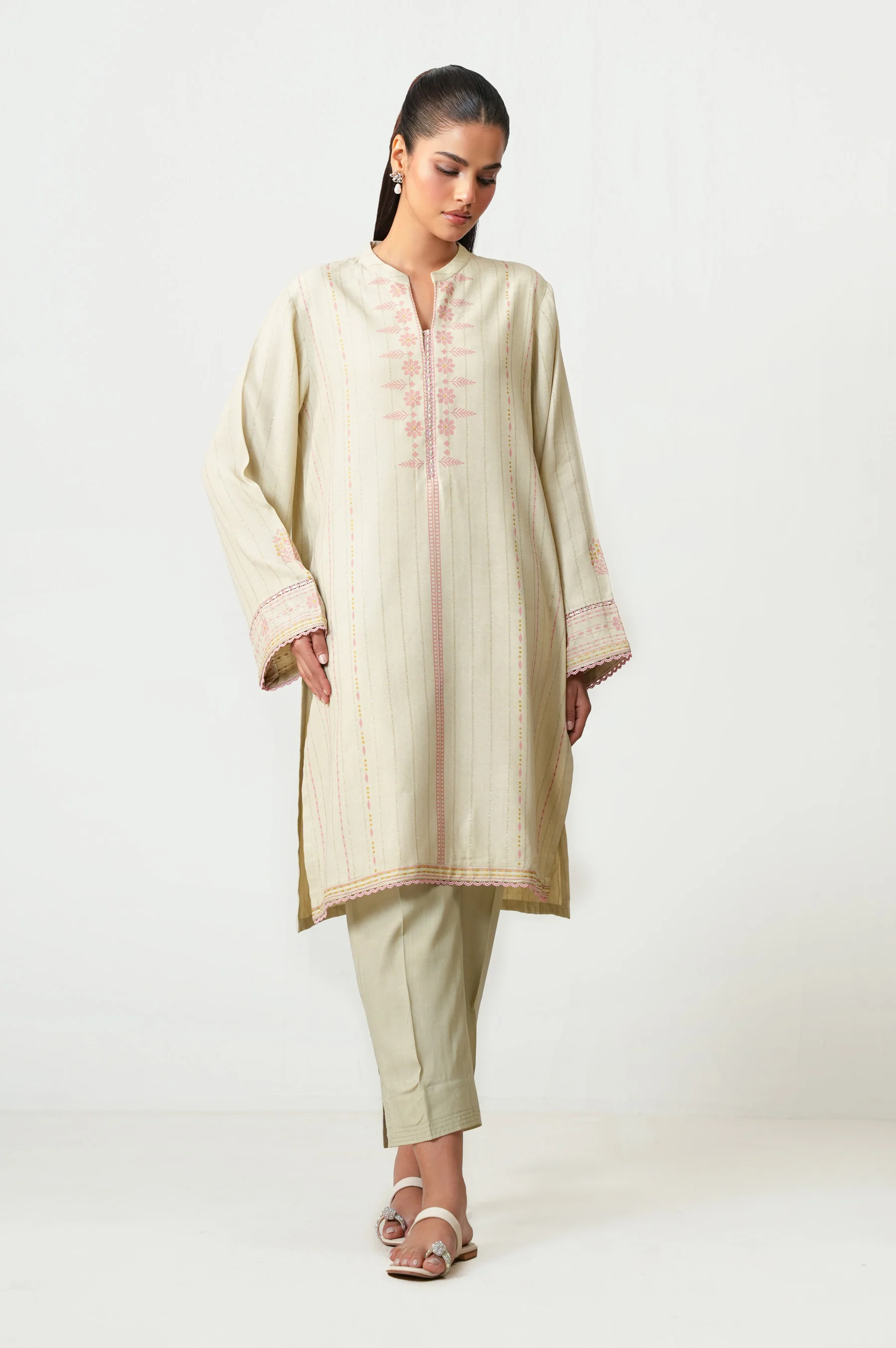Unstitched 2 Piece Paste Printed Viscose Crepe Lurex Suit - Image 5
