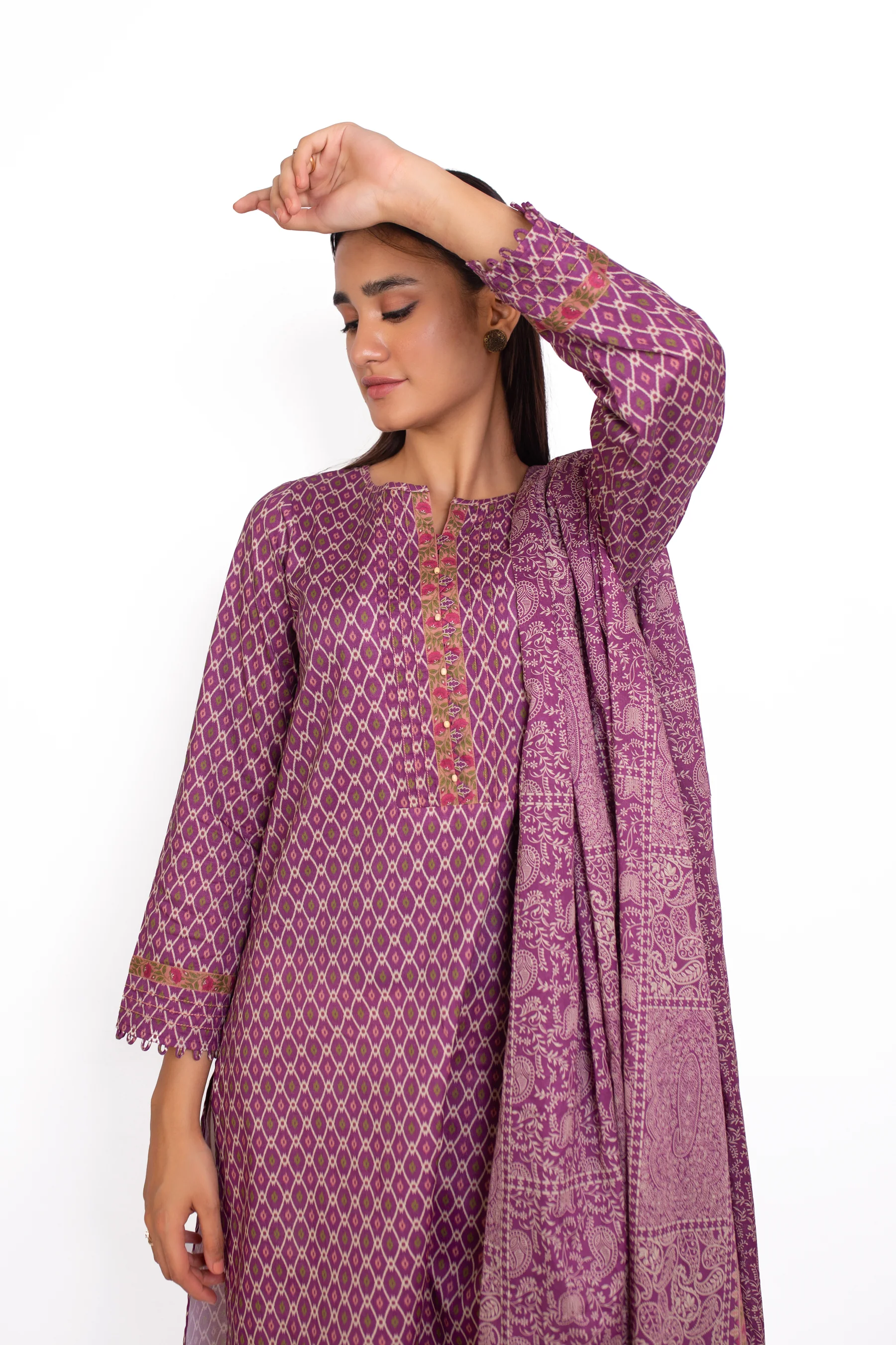 Unstitched 2 Piece Printed Khaddar Suit