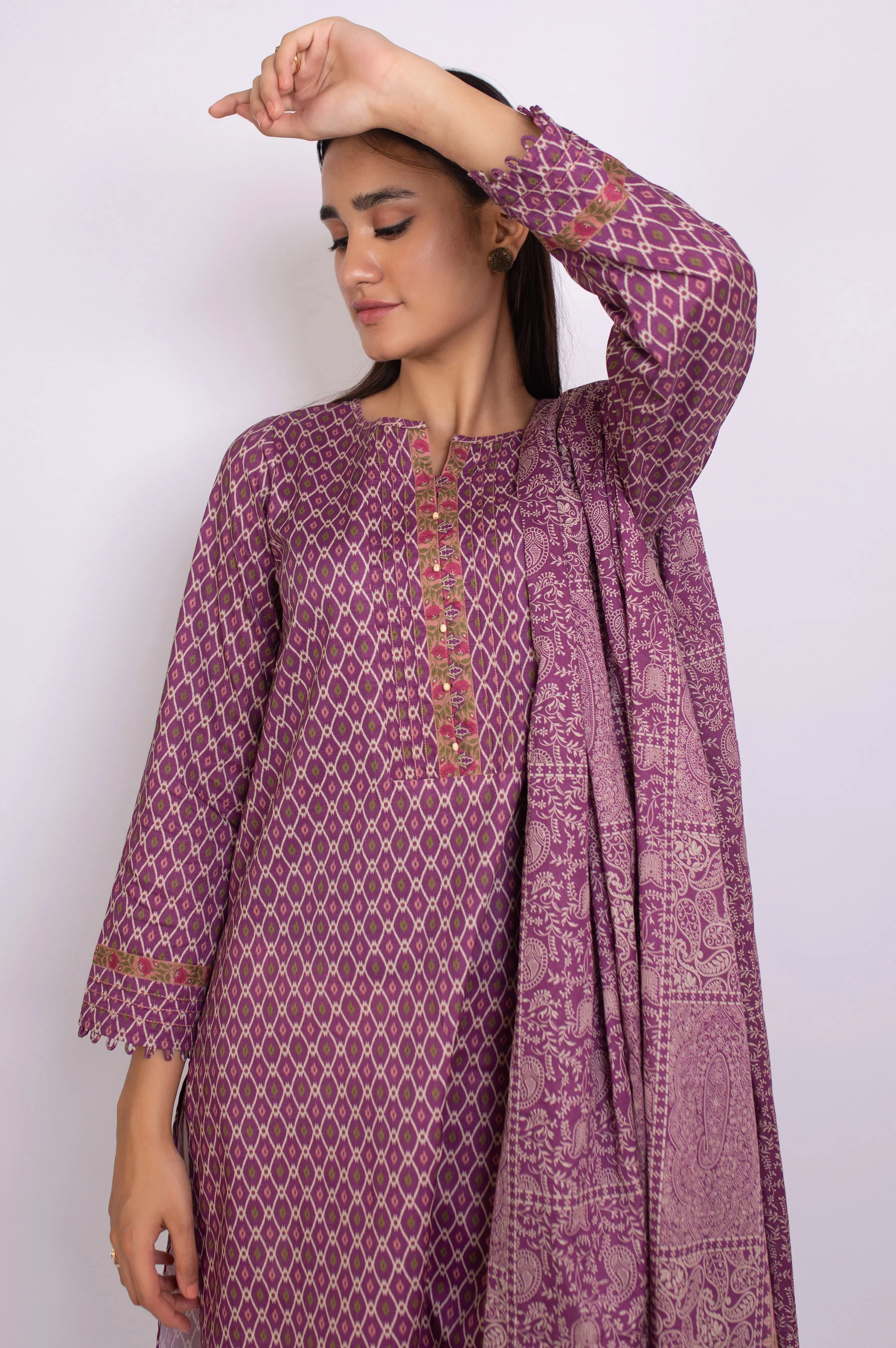 Unstitched 2 Piece Printed Khaddar Suit - Image 3