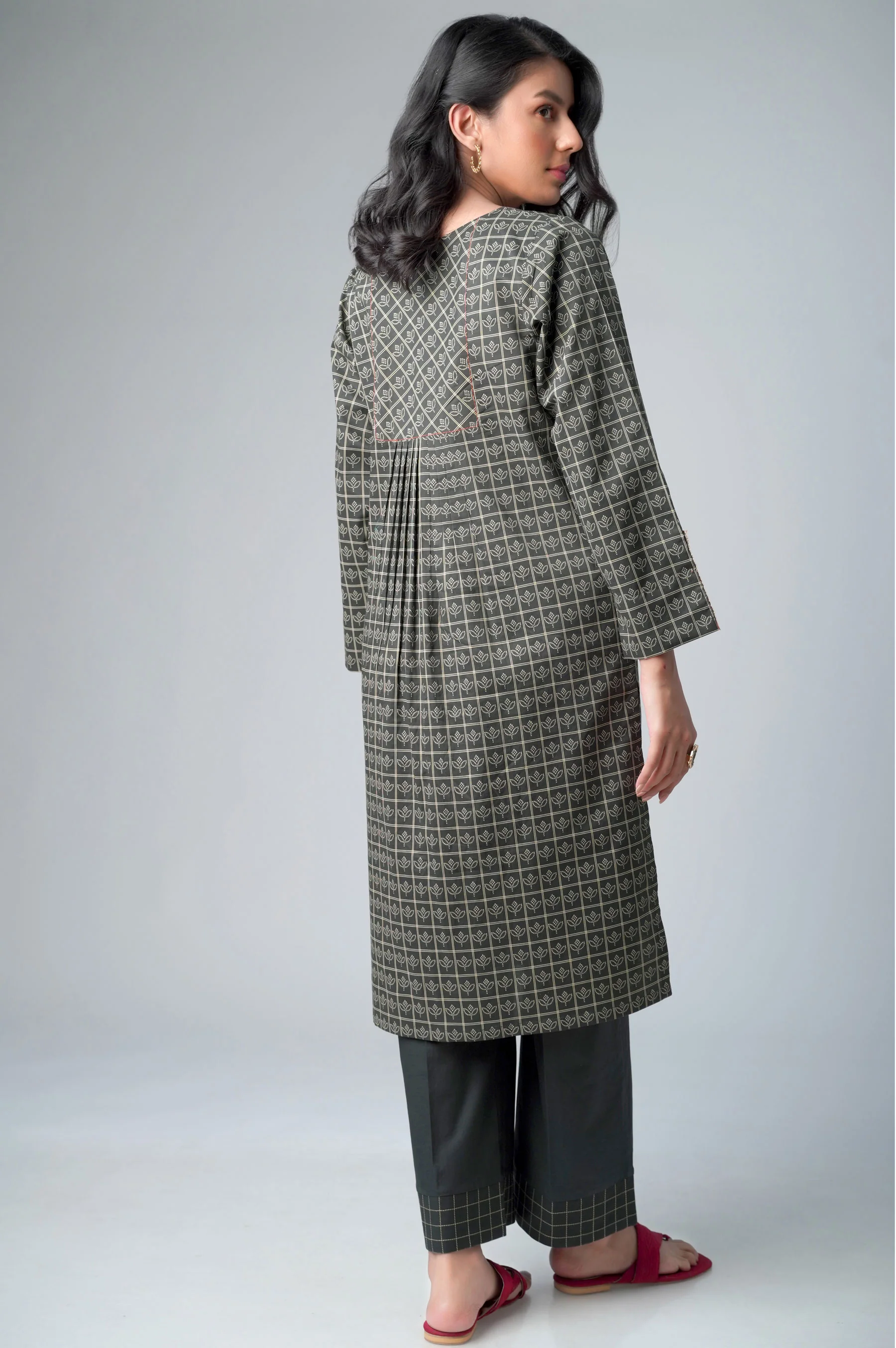 Unstitched 2 Piece Printed Lawn Suit - Image 3