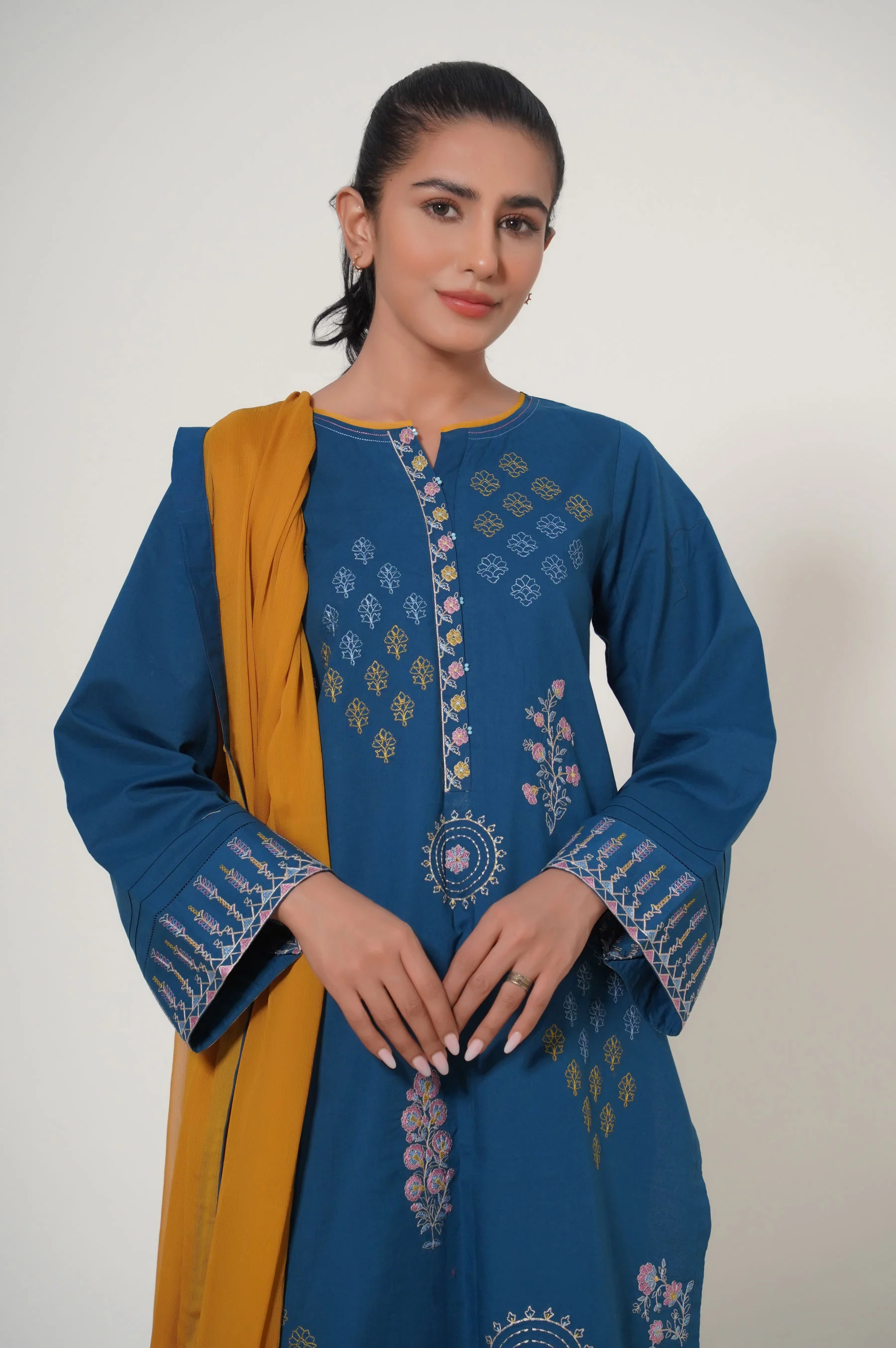 Unstitched 3 Piece Embroidered Cambric Suit - Image 4