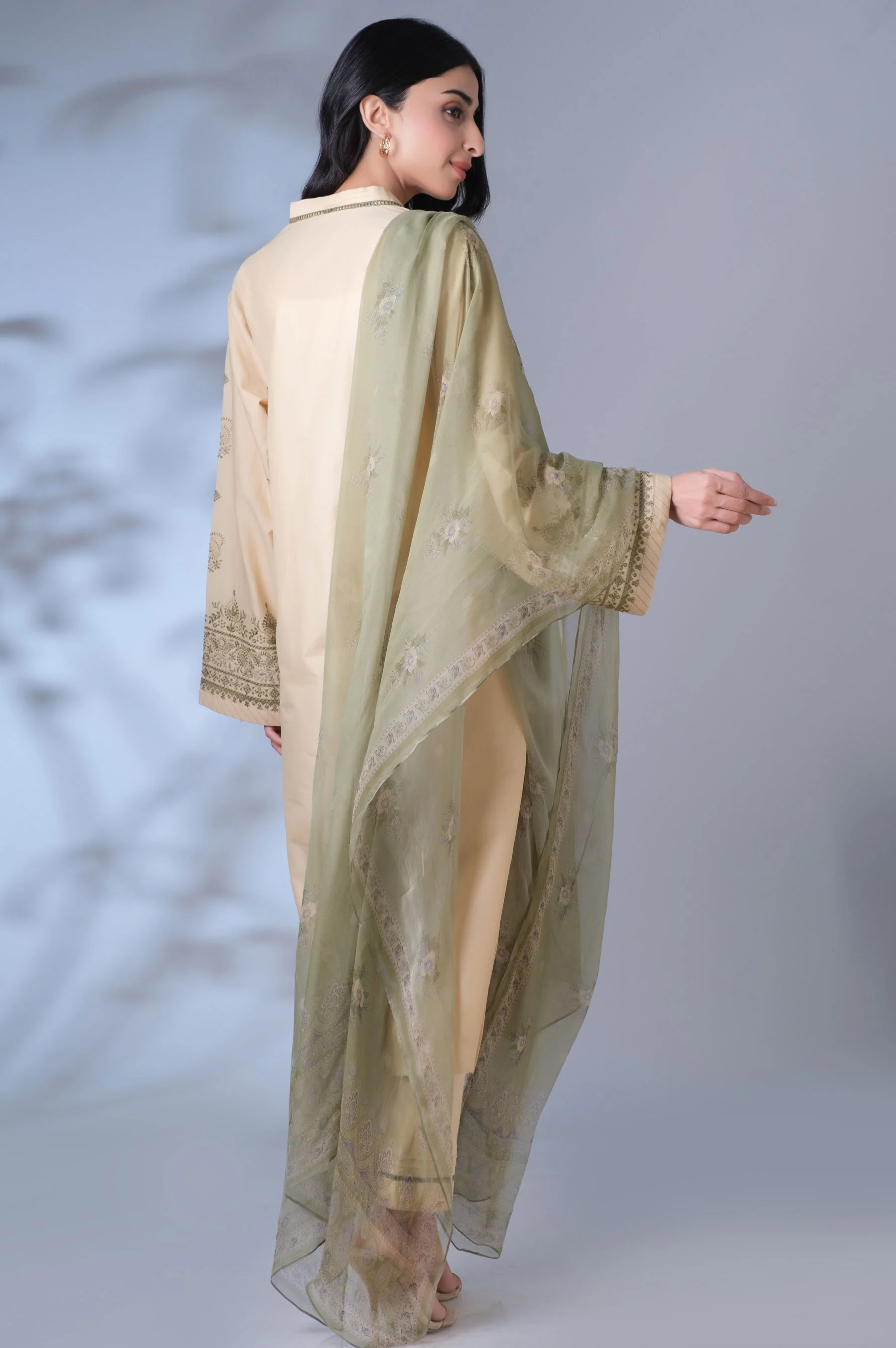 Unstitched 3 Piece Chikankari Suit - Image 5