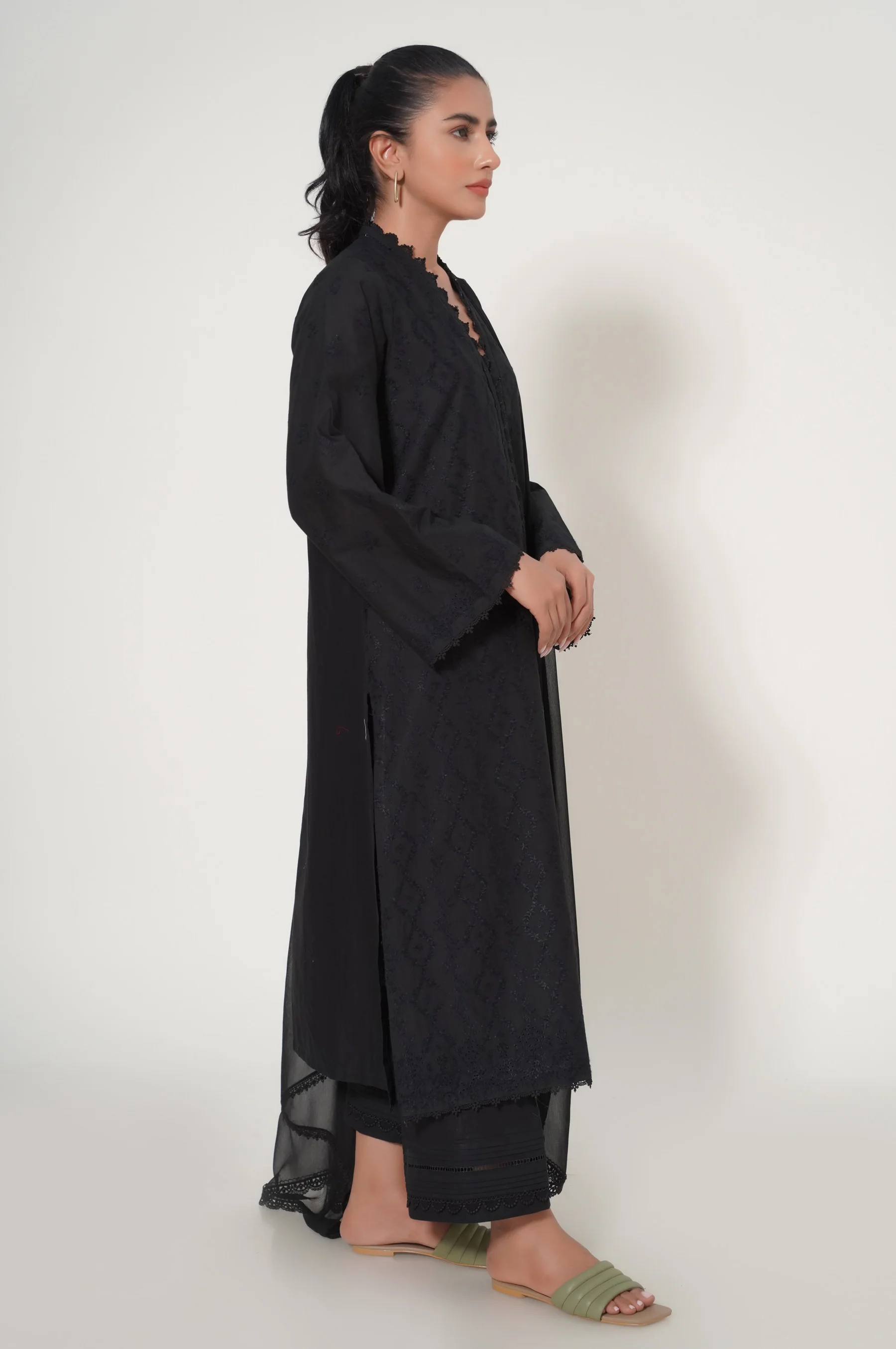 Unstitched 3 Piece Chikankari Suit - Image 4