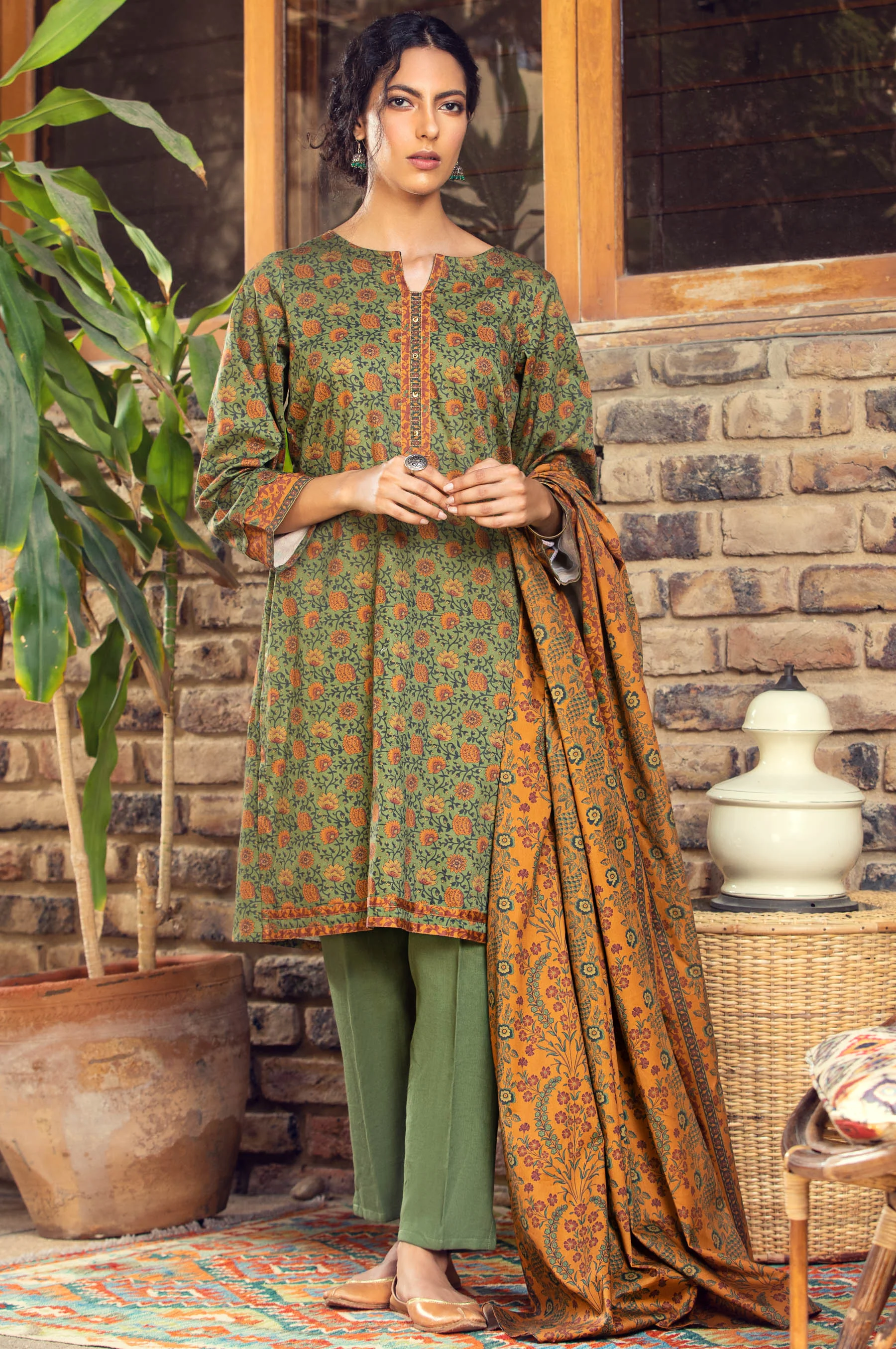 Unstitched 3 Piece Digital Printed Cottel Suit