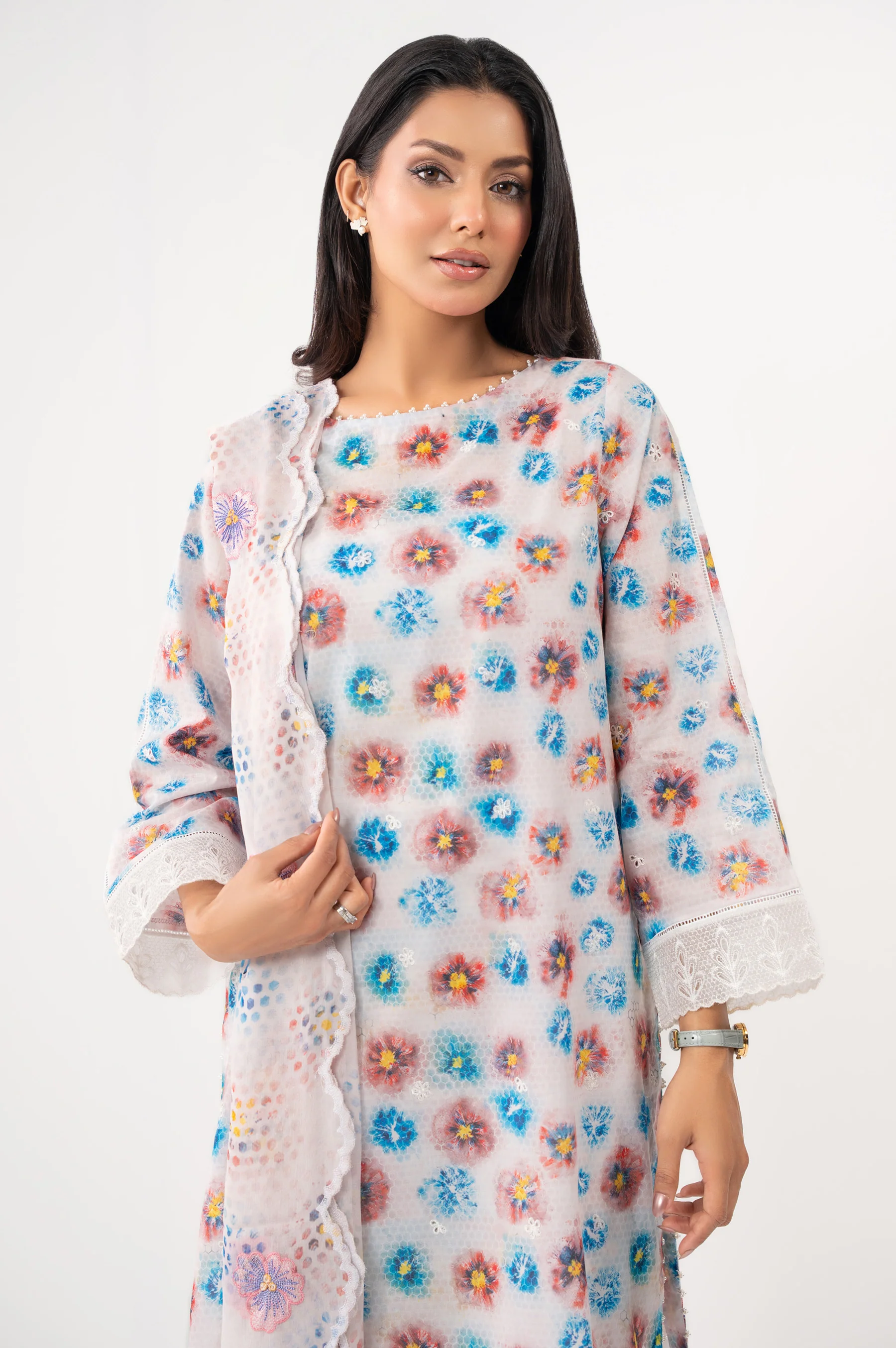 UNSTITCHED EMBROIDERED SUIT - Image 3