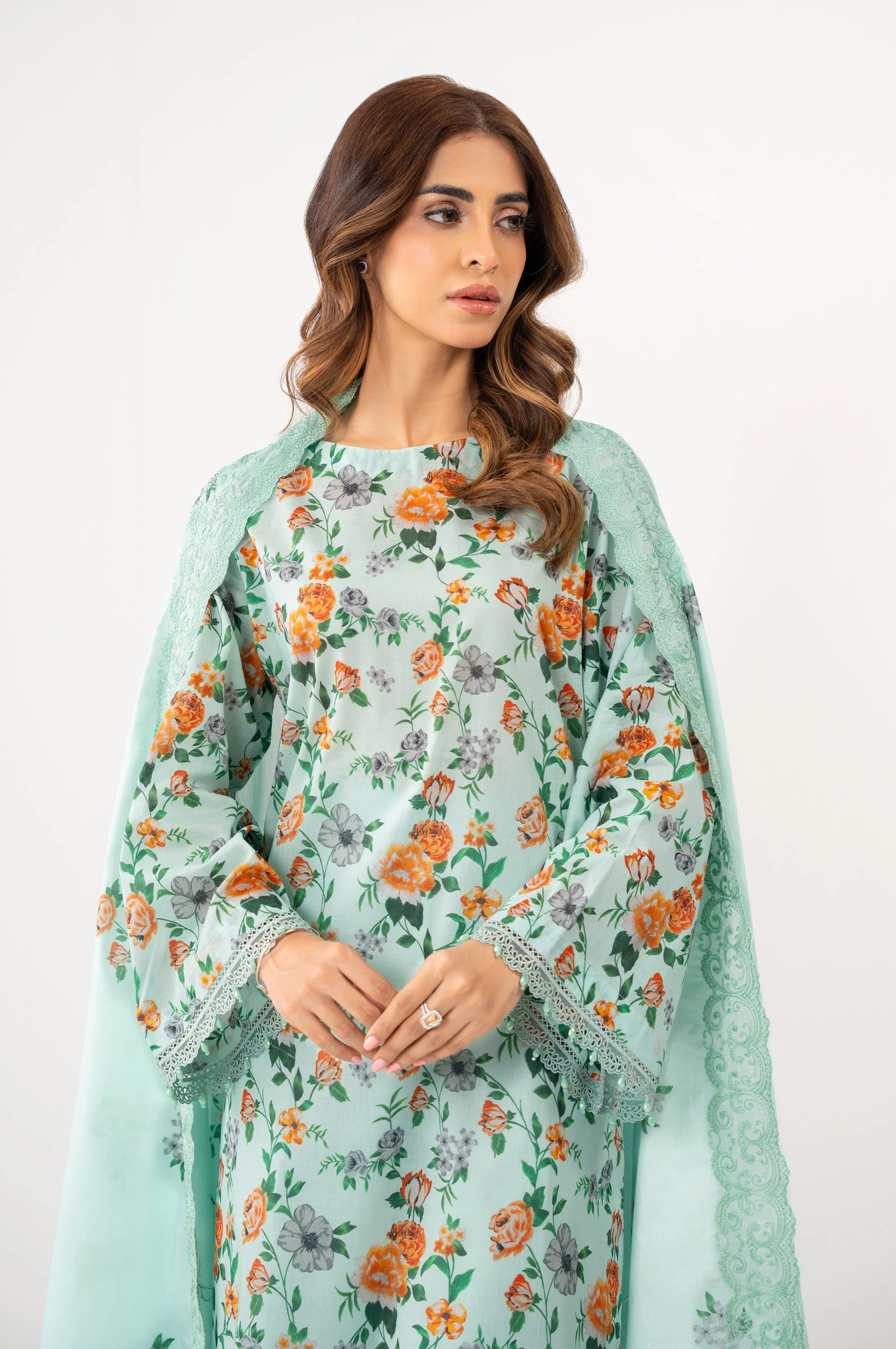 UNSTITCHED EMBROIDERED SUIT - Image 2